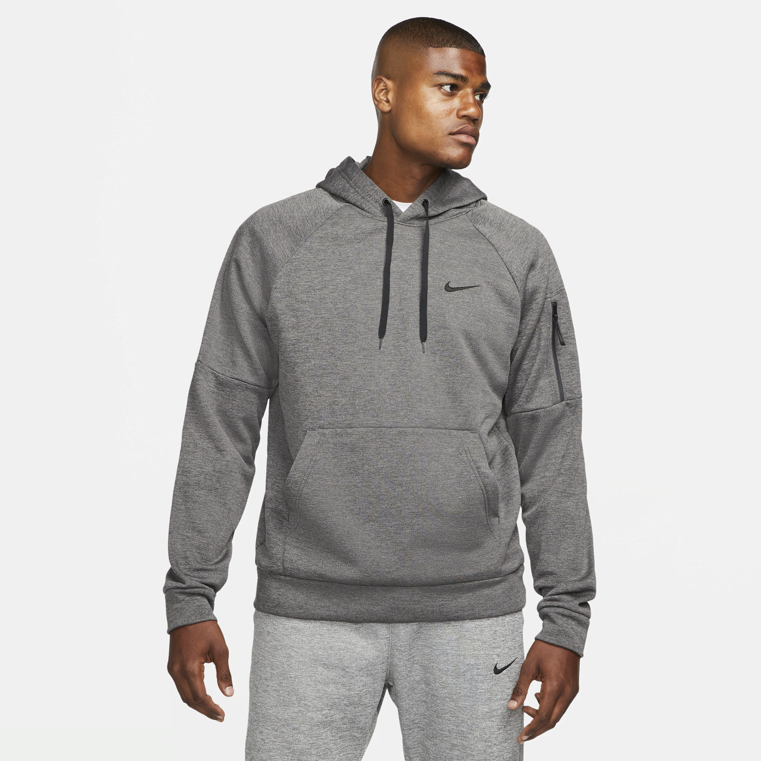 Men's Nike Therma Therma-FIT Hooded Fitness Pullover in Grey | DQ4834-071
