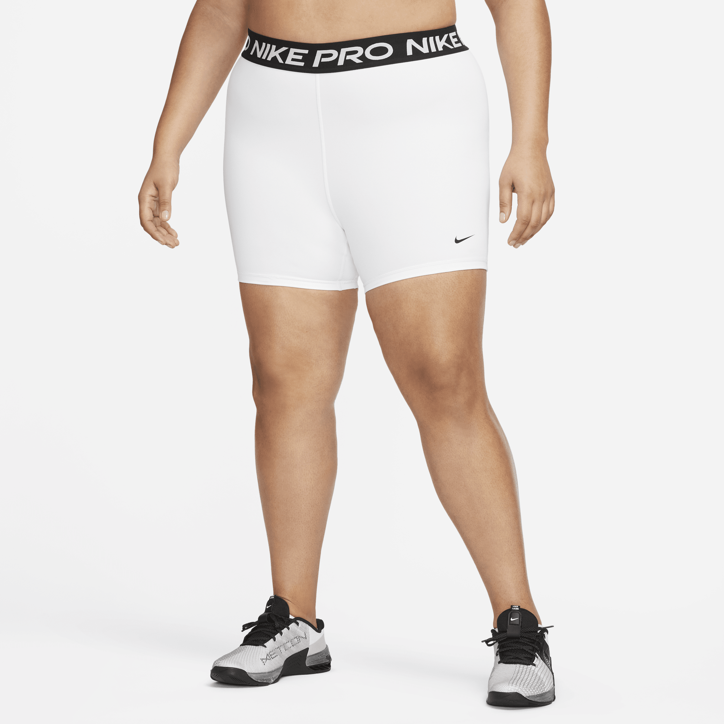 Nike Women's  Pro 365 5" Shorts (plus Size) In White