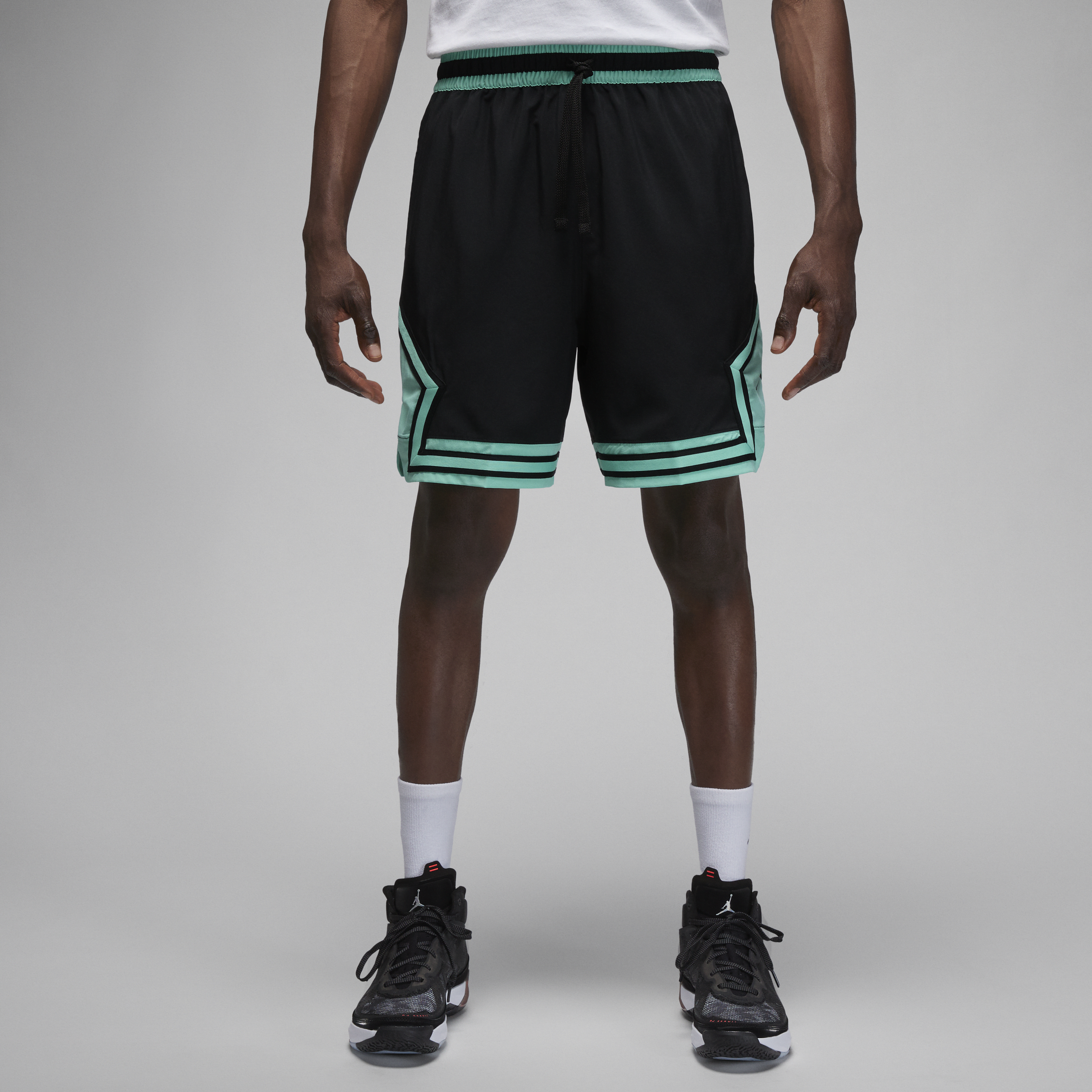 NBA Charlotte Hornets Basketball Two Pocket Shorts Jordan Black Size 2XL