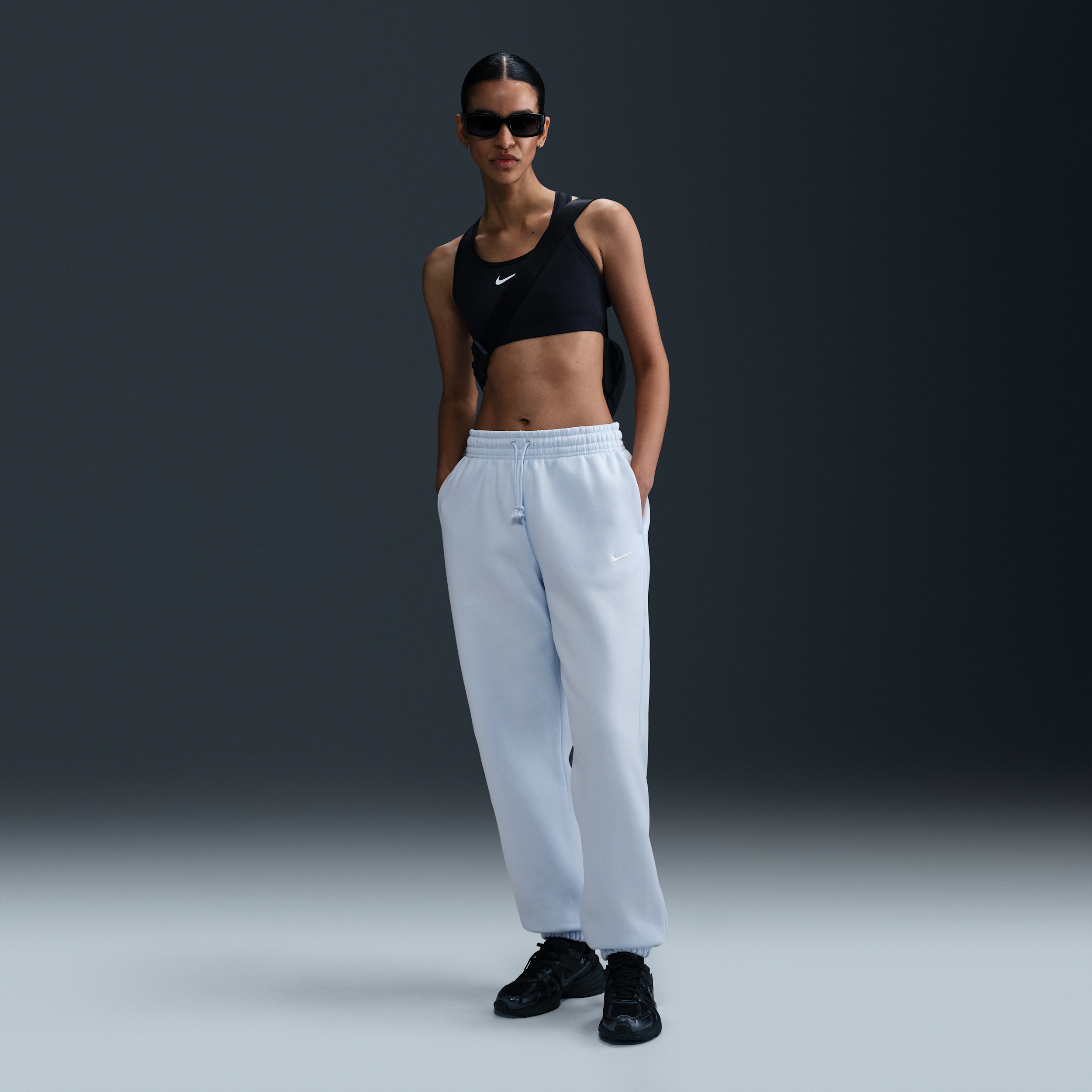 Nike Women's  Sportswear Phoenix Fleece High-waisted Oversized Sweatpants