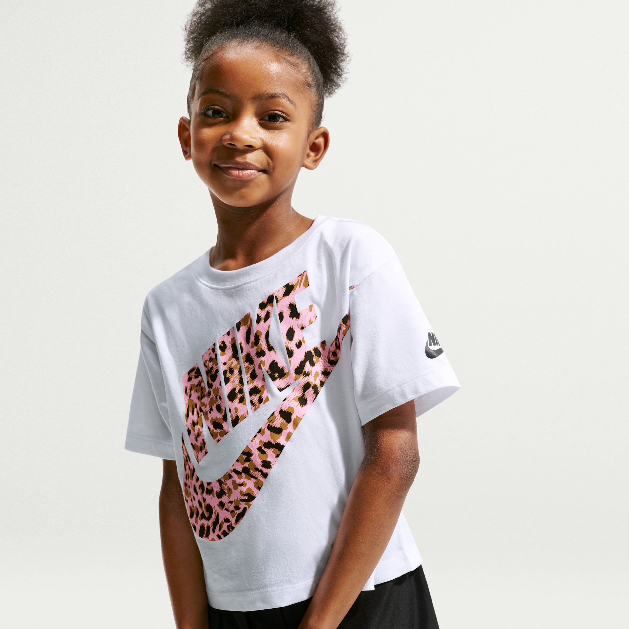 Nike Little Kids' Animal Print Tee in White | 36P165-001