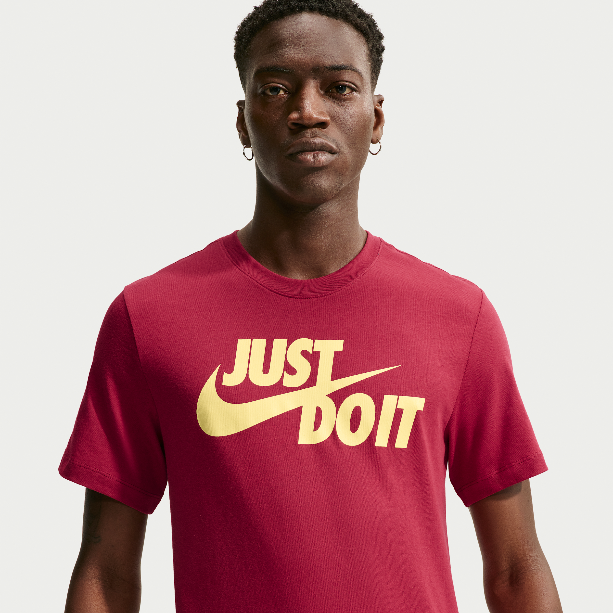 Men's Nike Sportswear JDI T-Shirt in Red | AR5006-608