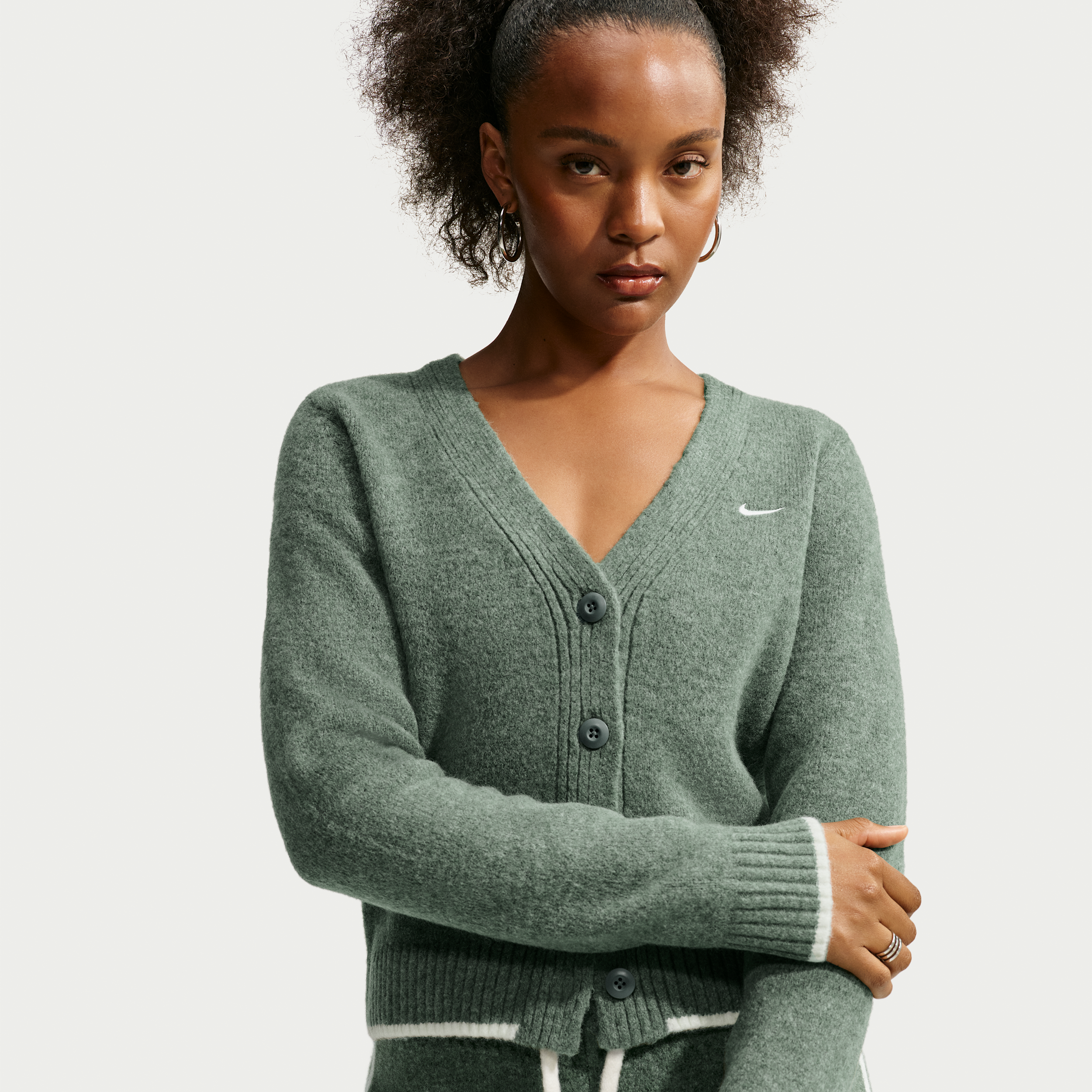 Nike Women's Sportswear Chill Knit Slim Cardigan, Medium, Camo Green/Htr