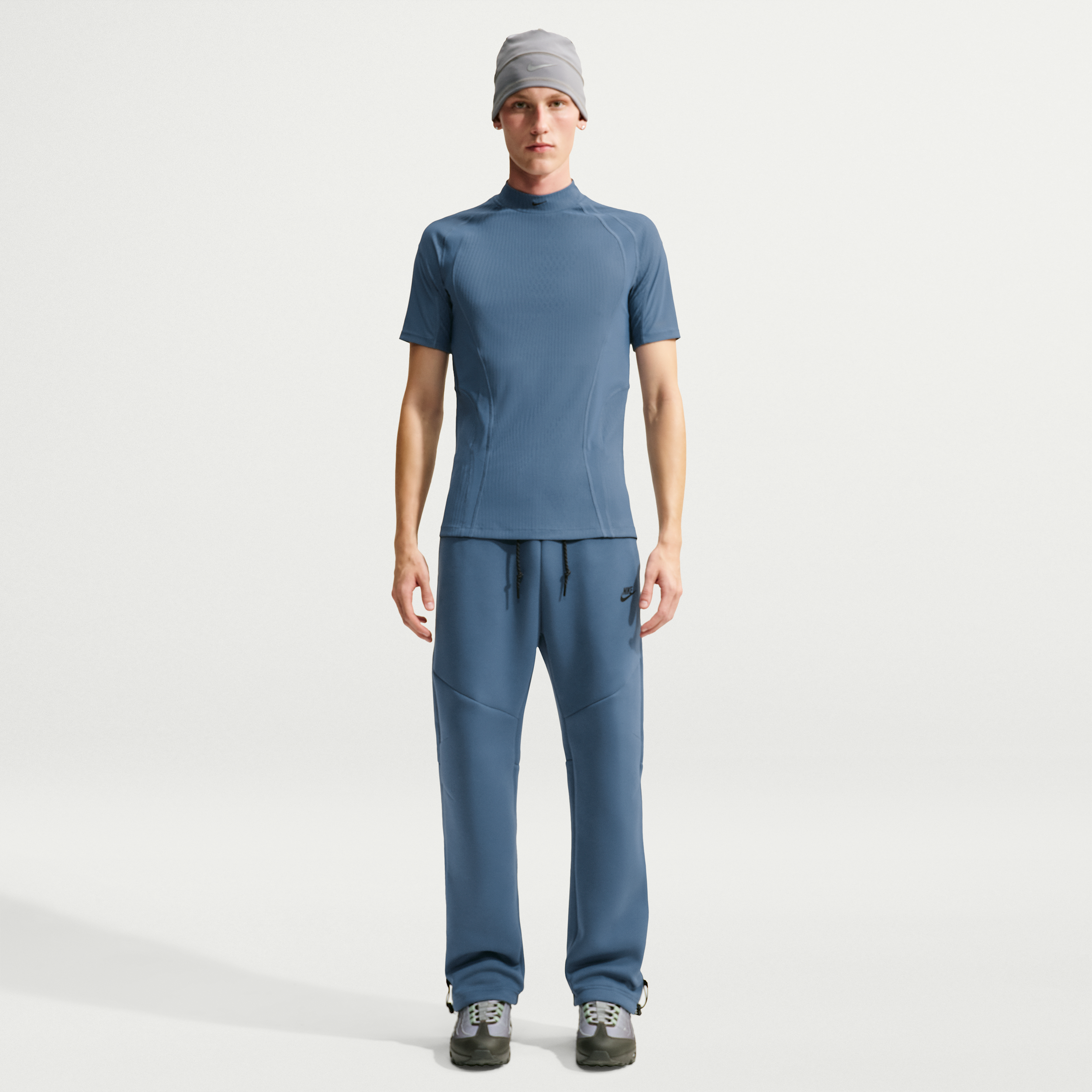 Nike Men's Tech Open-Hem Fleece Pants in Blue | IM0697-438