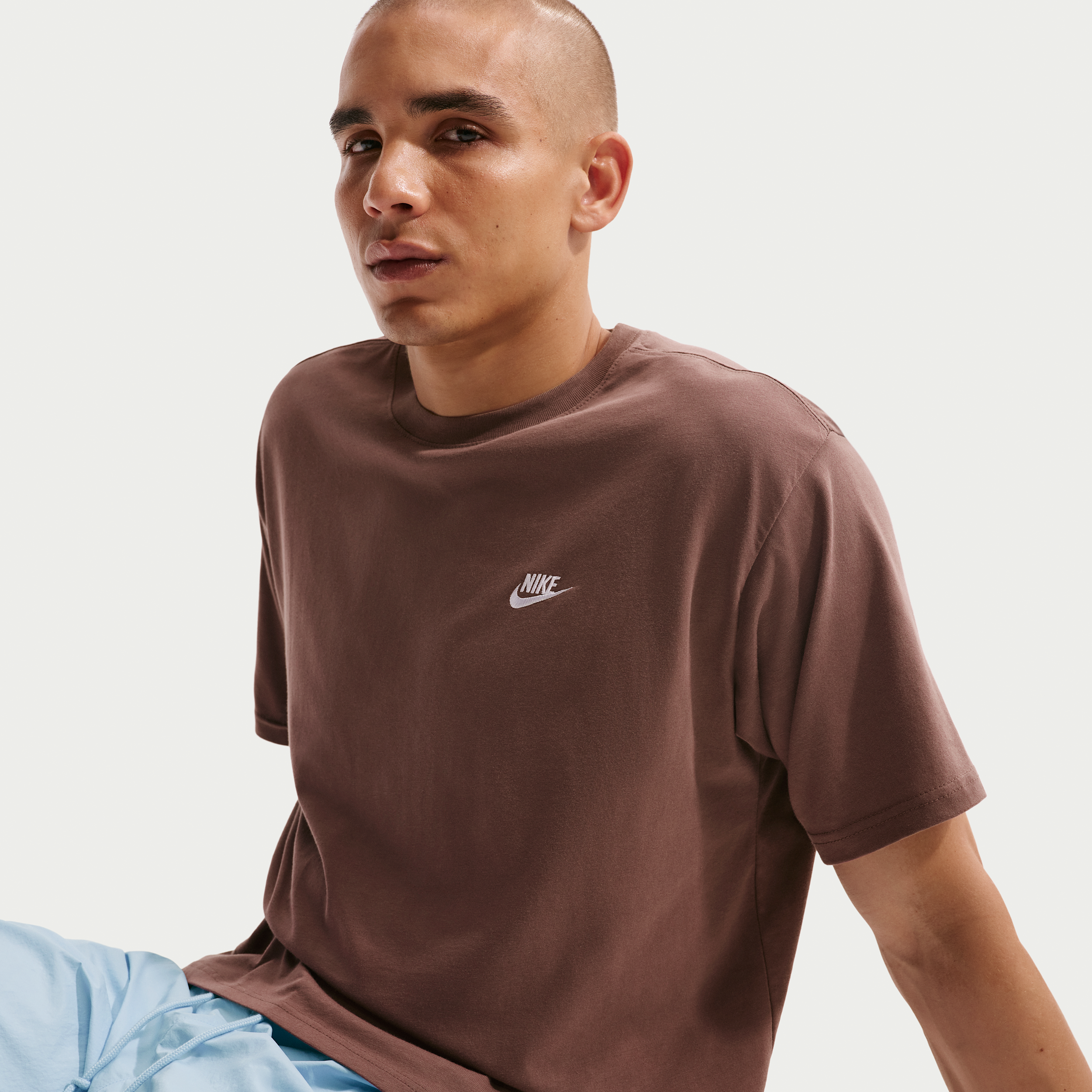 Men's Nike Sportswear Club T-Shirt in Purple | FV0375-502