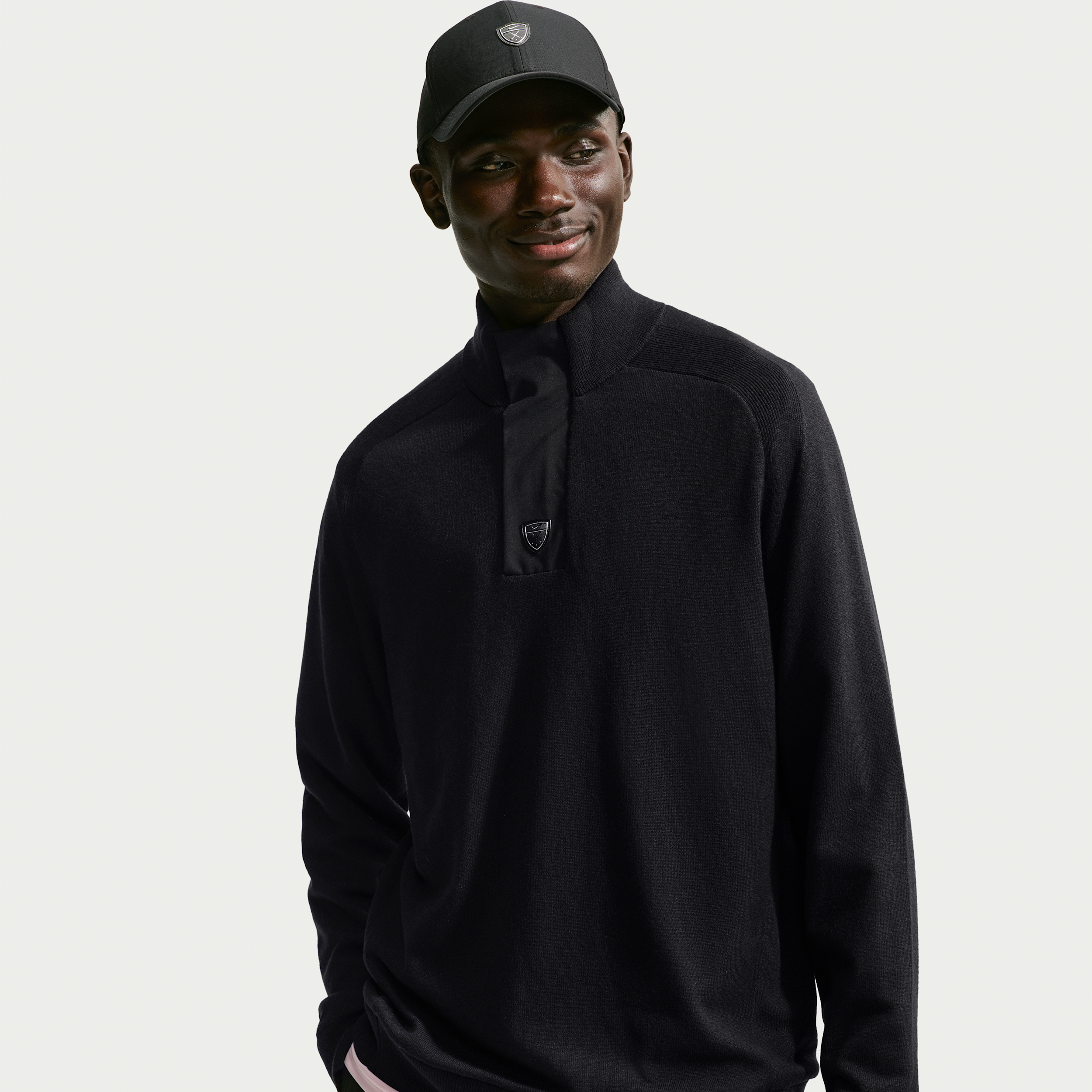 Nike Men's Tailored Performance 1/2-Zip Golf Top in Black | IO1163-010