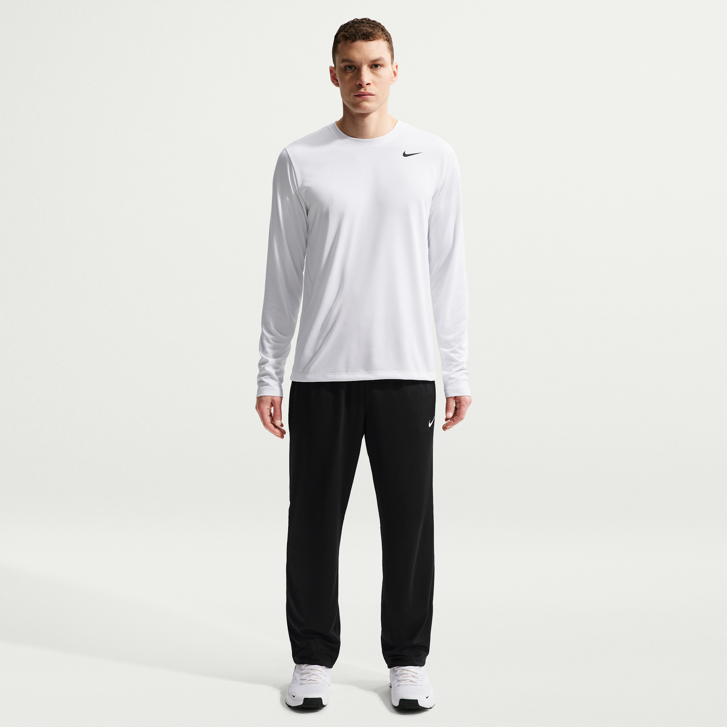 Nike Men's Totality Dri-FIT Open Hem Versatile Pants in Black | FB7507-010