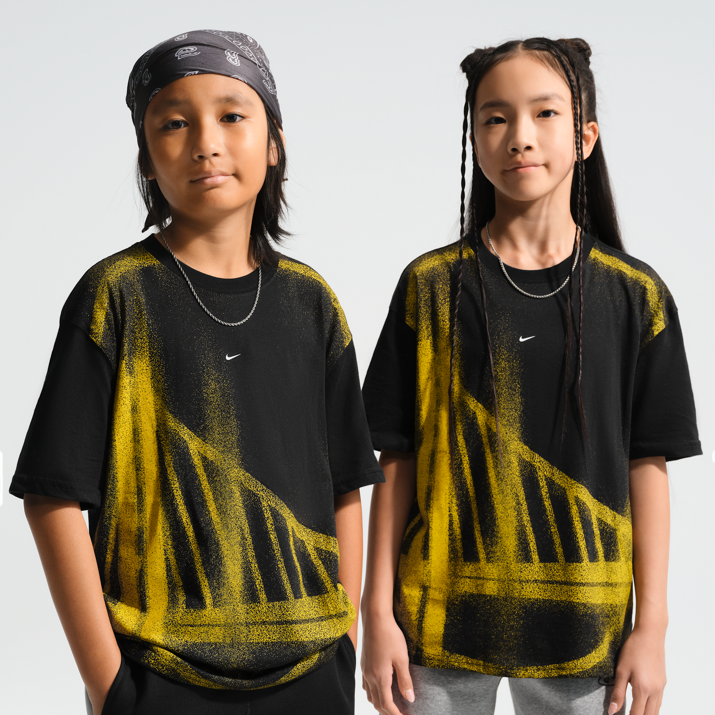 Golden State Warriors Nike Edge 26 Big Kids' Short-Sleeve T-Shirt in Black | Z2B7NBUPWAR-NAW