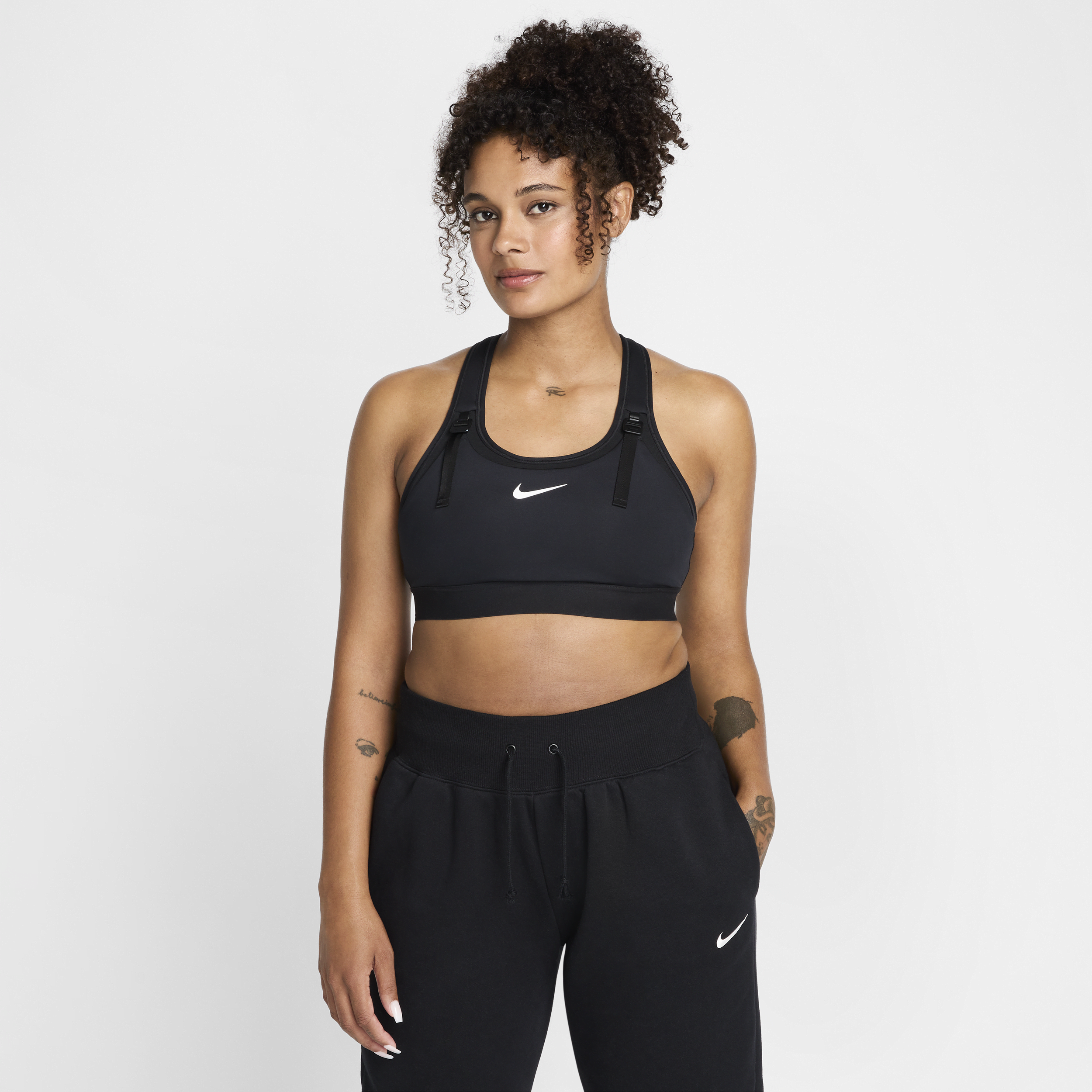 Shop Nike Women's (m) Swoosh Nursing And Wearable Pump-compatible Sports Bra (maternity) In Black