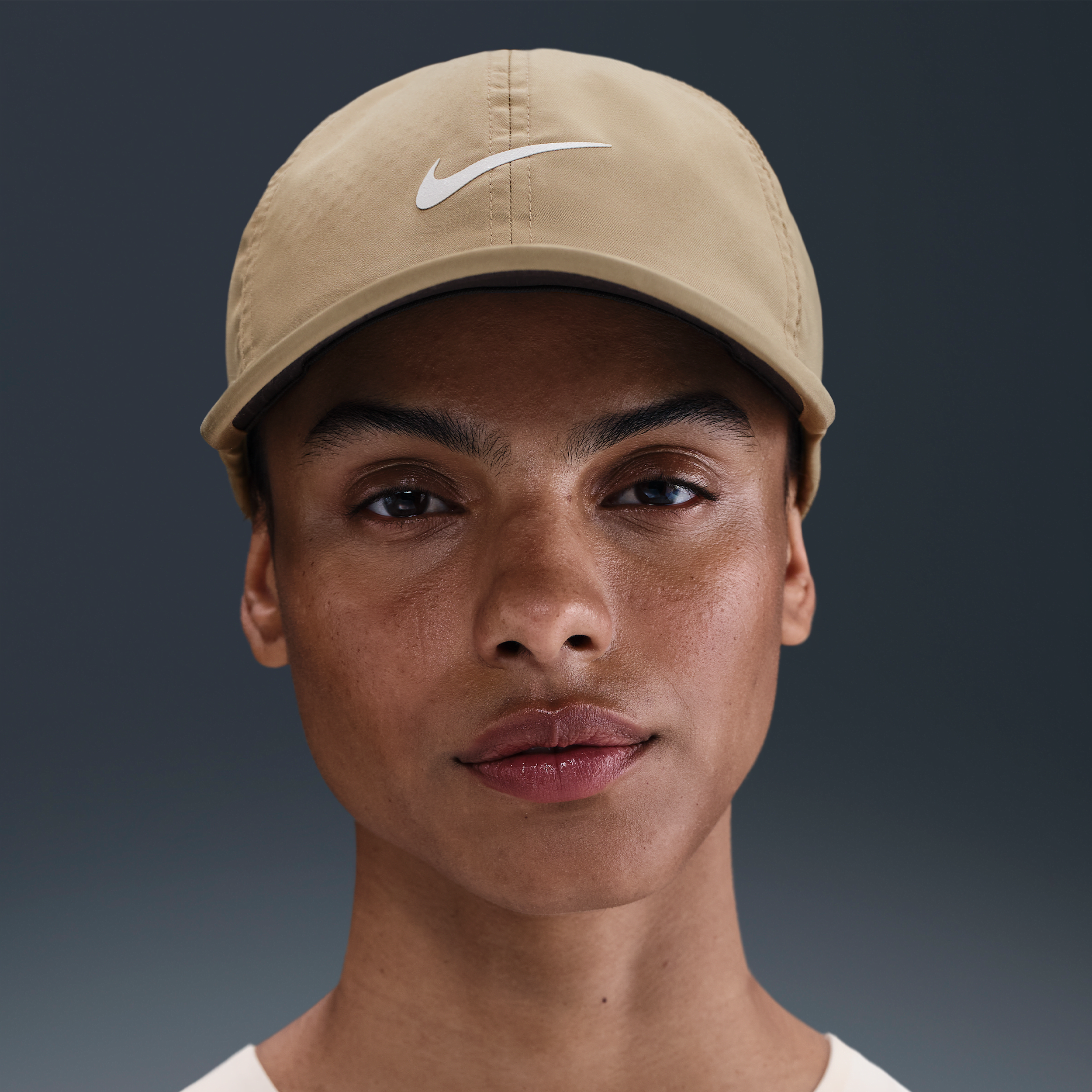 NIKE UNISEX DRI-FIT CLUB UNSTRUCTURED FEATHERLIGHT CAP 1015667567