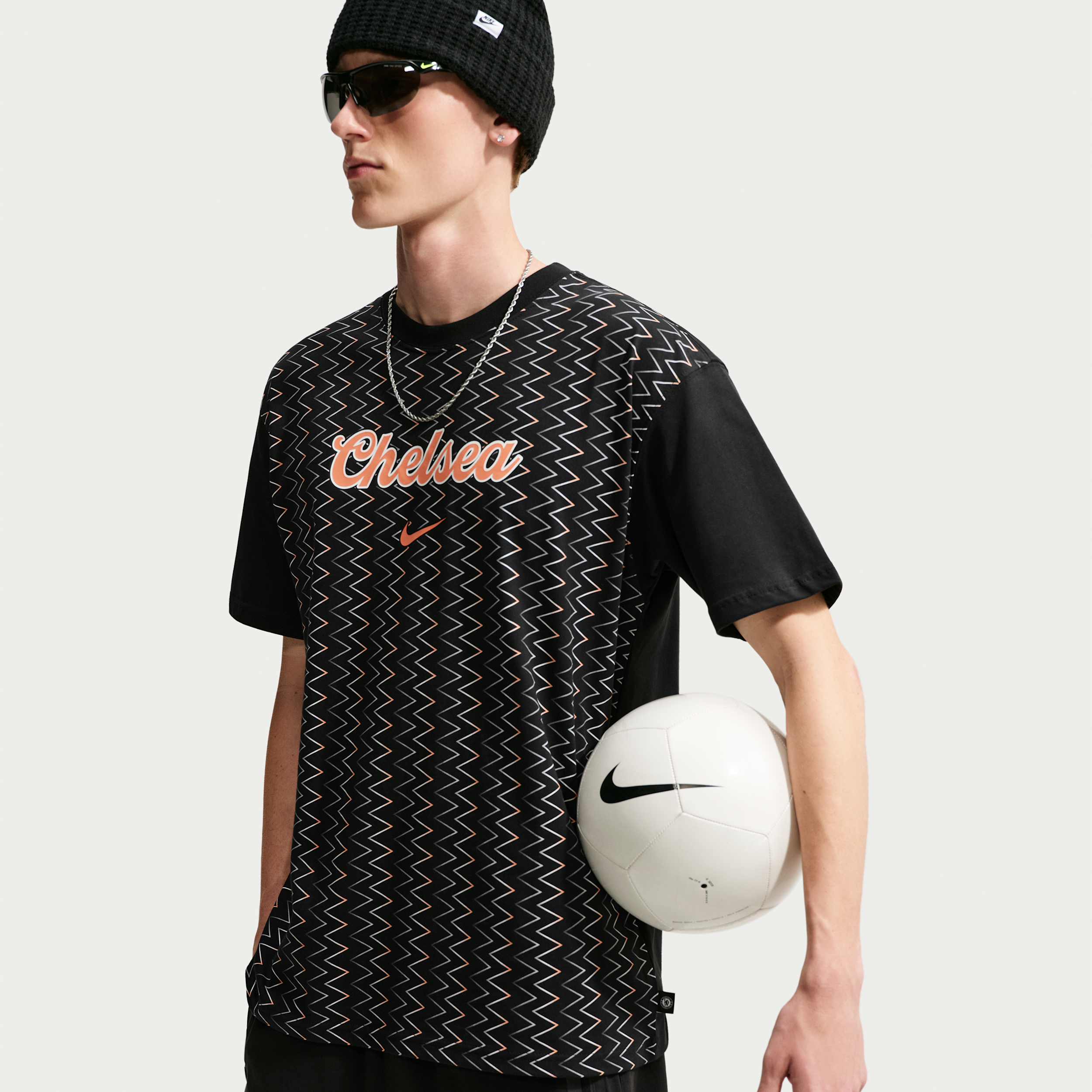 Nike Adult Chelsea FC Black 2026 T-Shirt, Men's, Medium