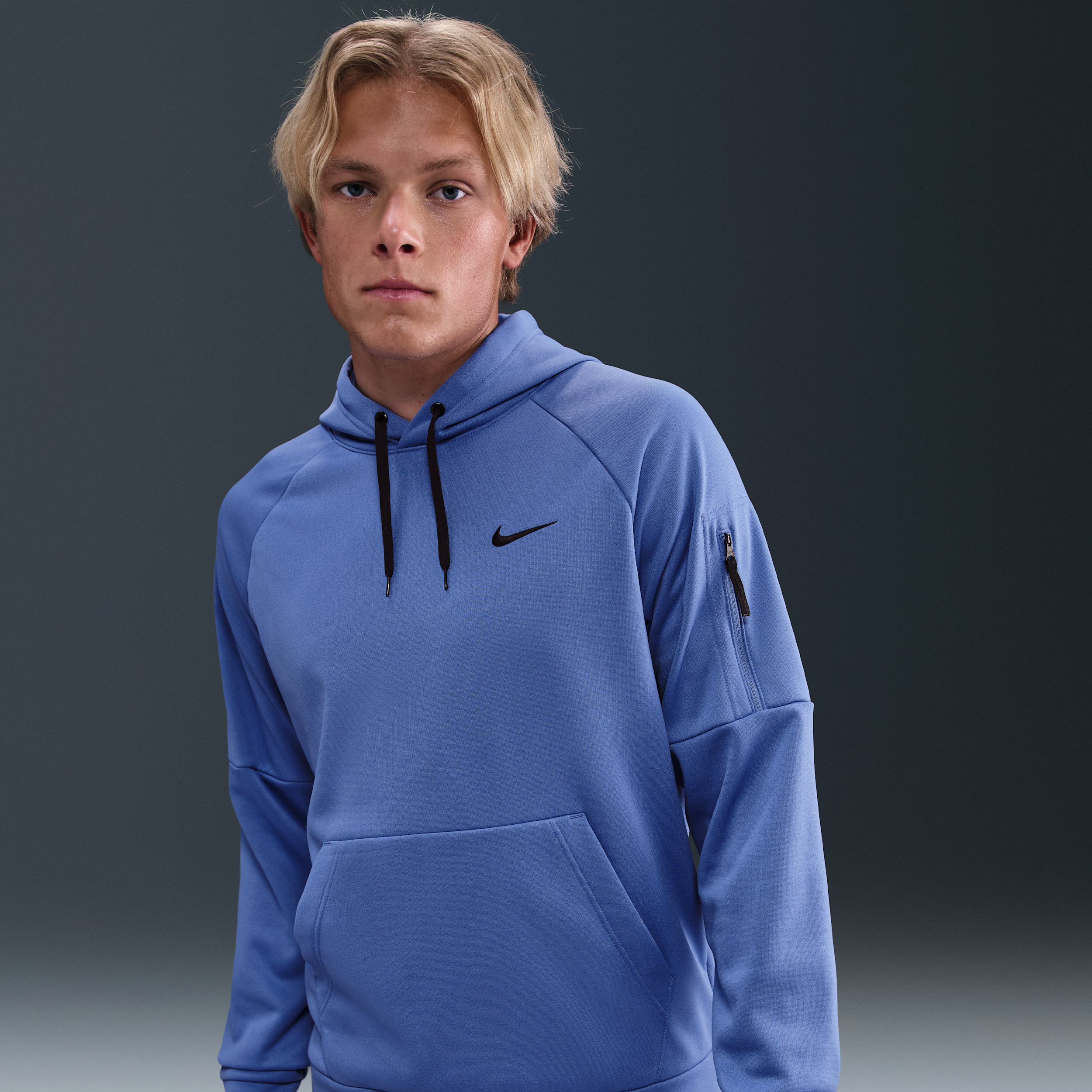 Men's Nike Therma Therma-FIT Hooded Fitness Pullover in Blue | DQ4834-411