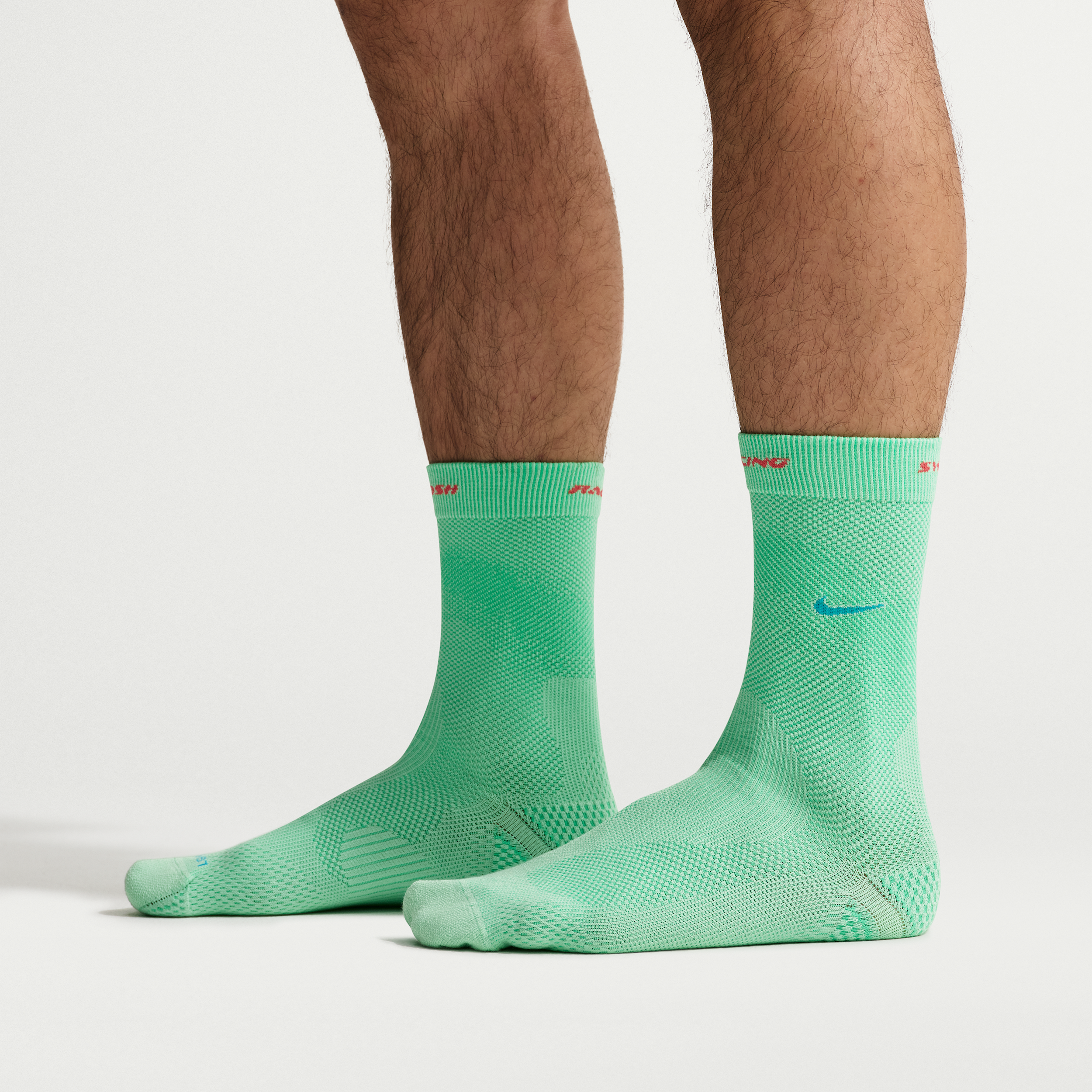 Nike Unisex Run Lightweight Running Crew Socks (1 Pair) in Green | IZ2745-300