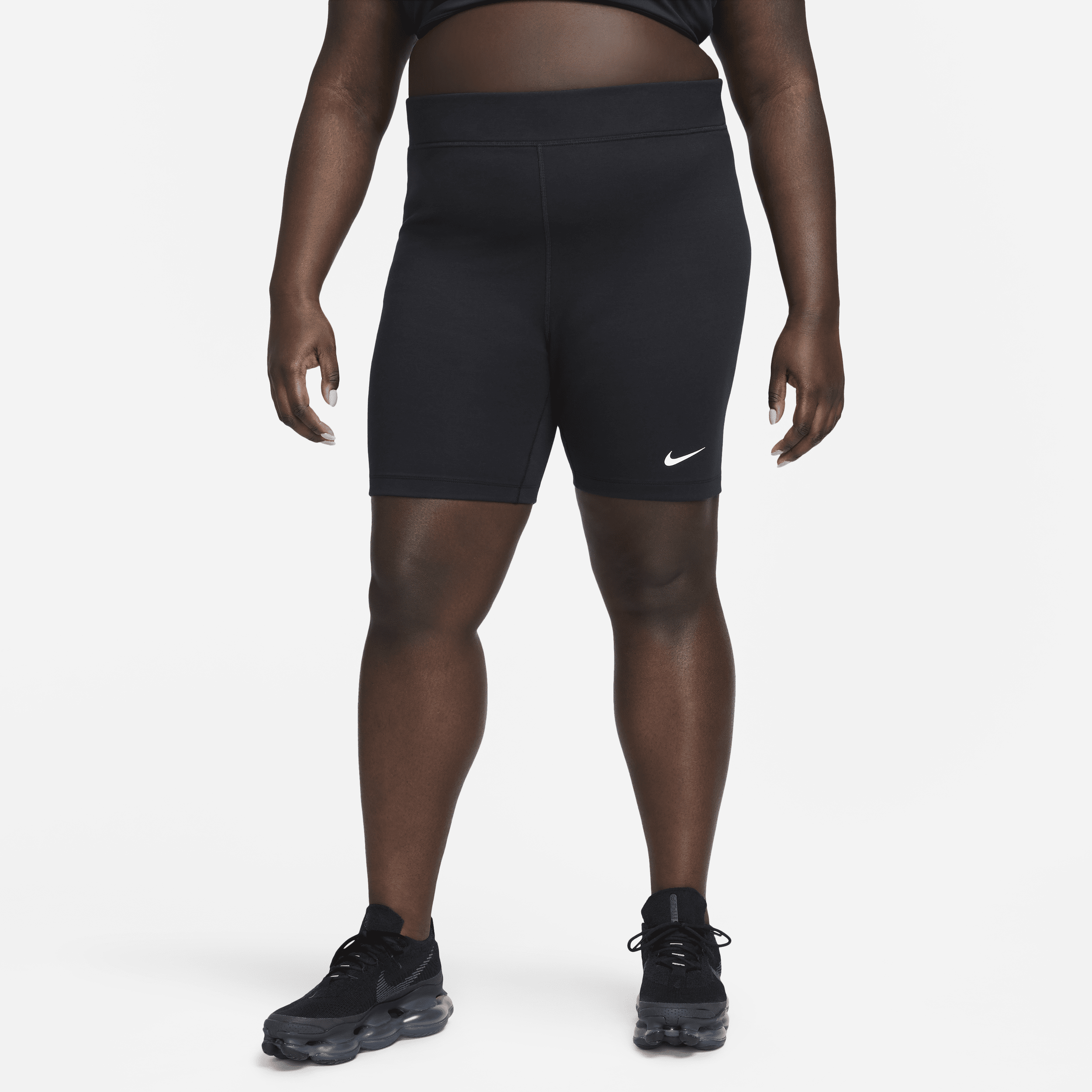 Nike Women's  Sportswear Classic High-waisted 8" Biker Shorts (plus Size) In Black