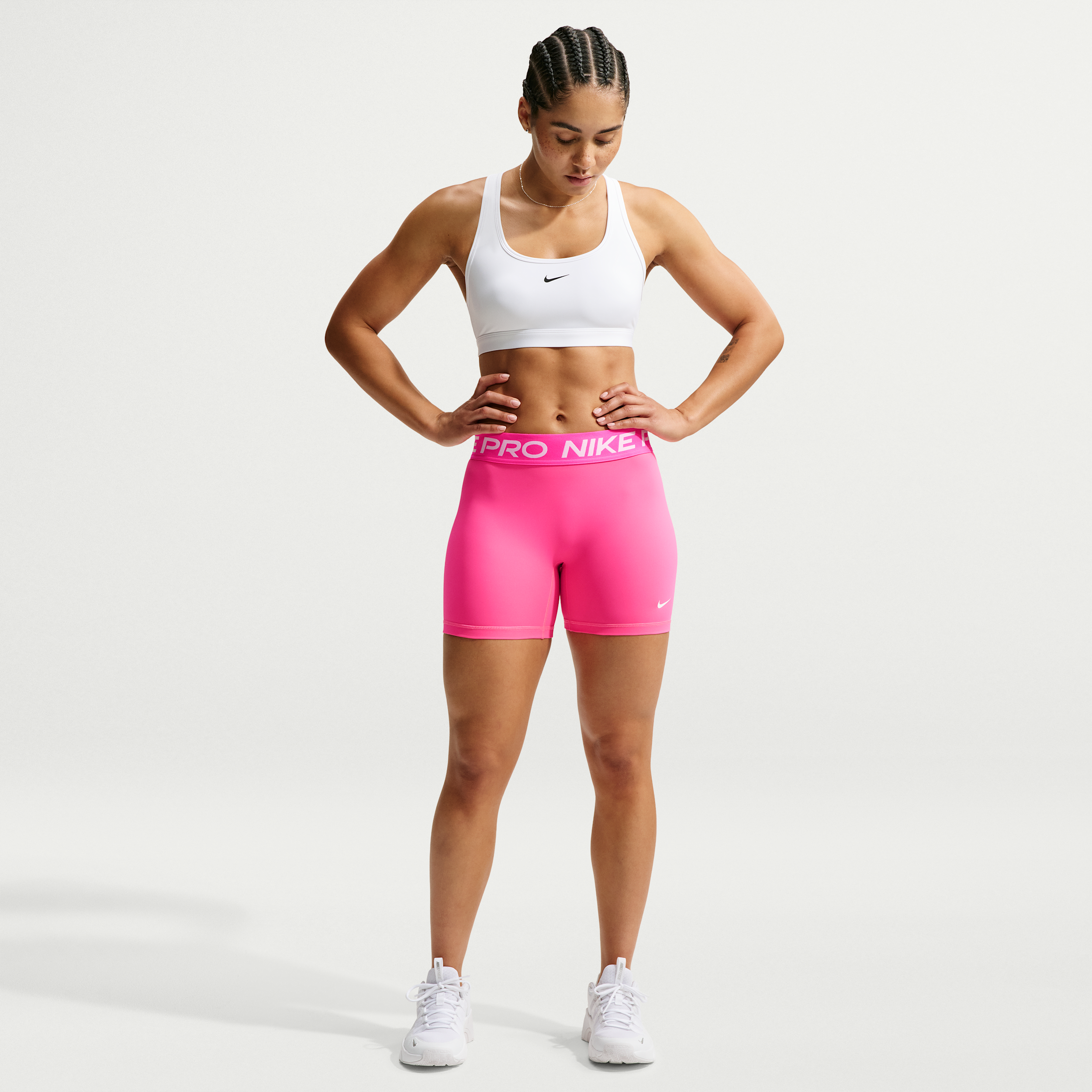 Women's Nike Pro 365 5" Mid-Rise Shorts in Pink | IQ6018-645