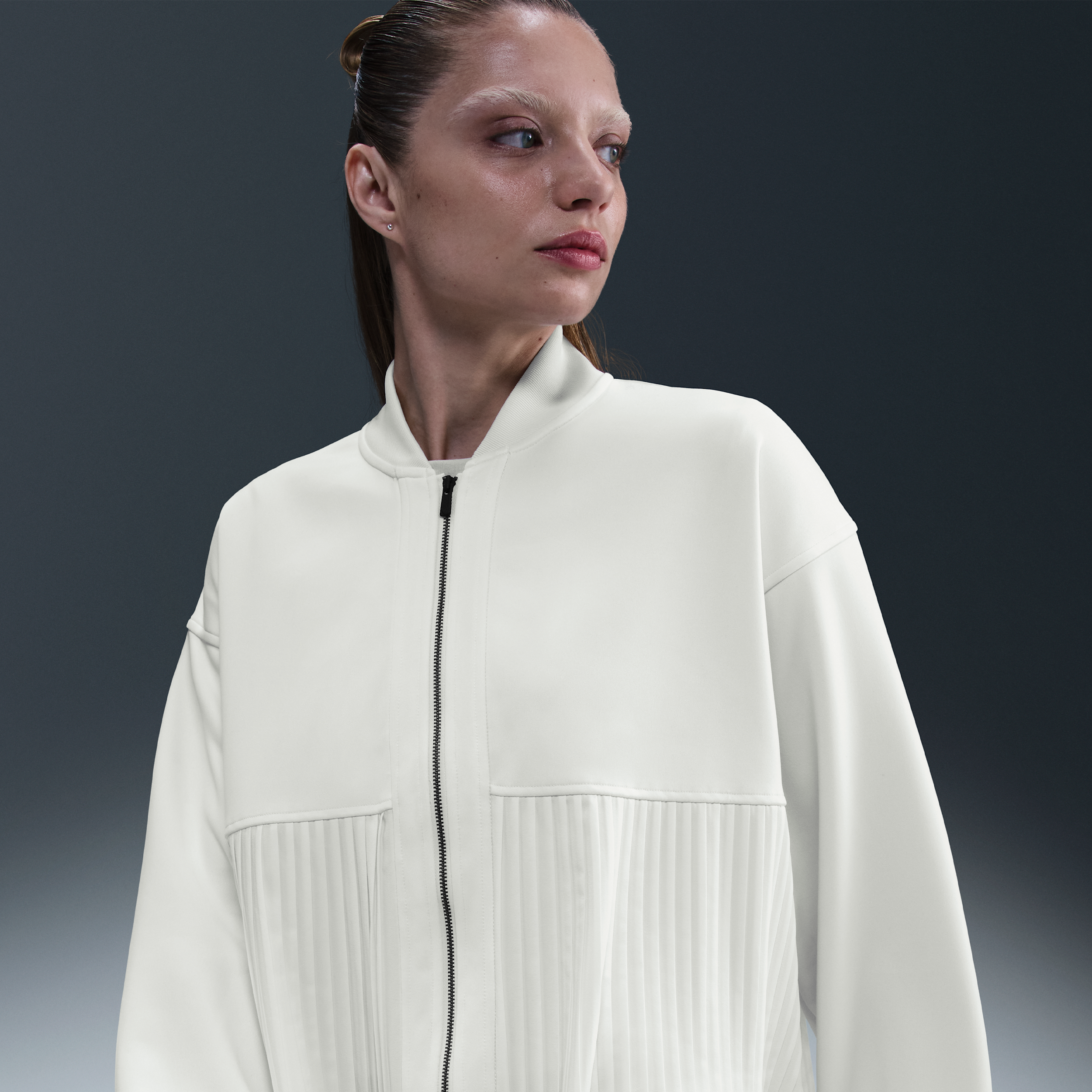 Nike Women's  Sportswear Pleated Jacket In White