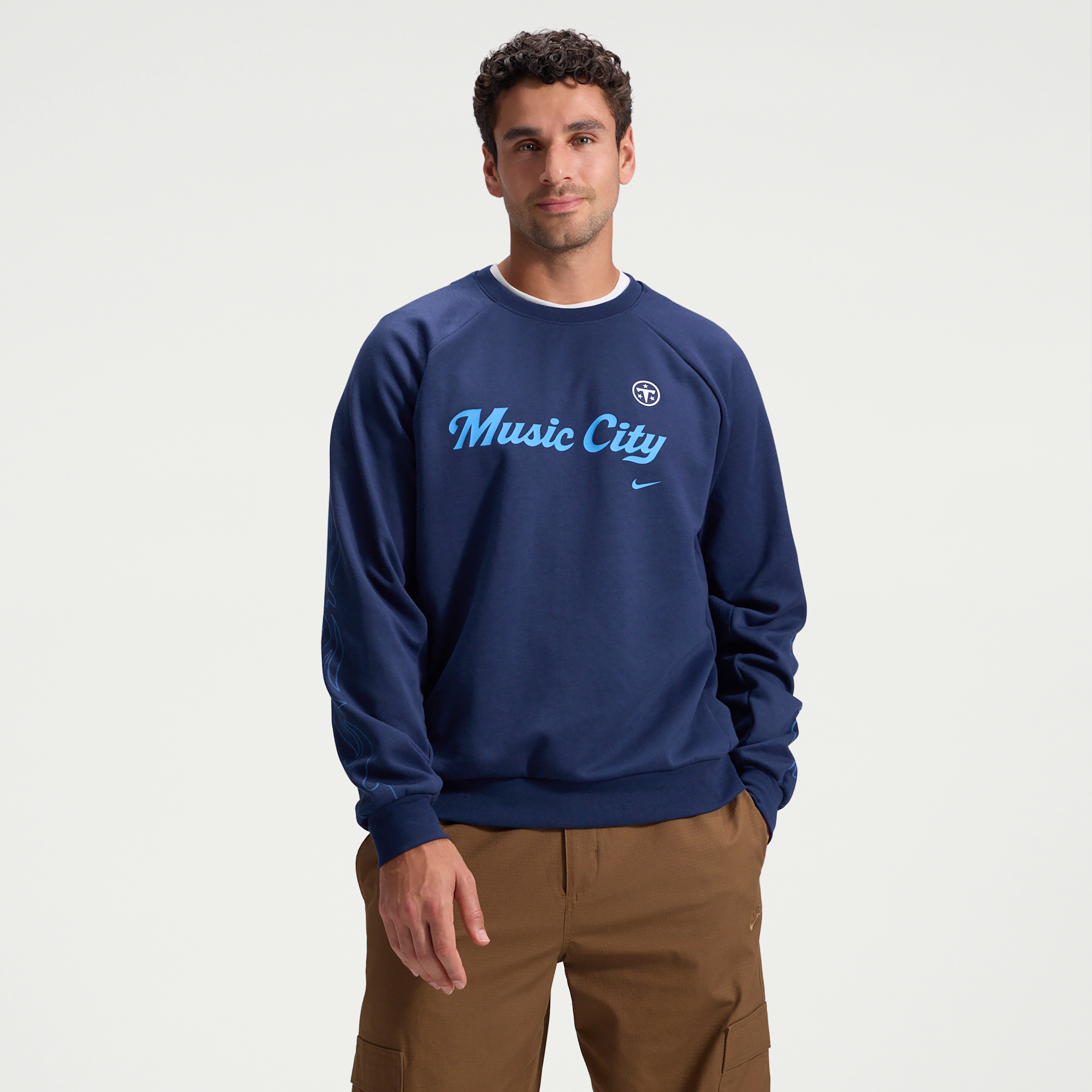 Tennessee Titans Rivalries Collection Primary Nike Men's Dri-FIT NFL Pullover Crew in Blue | 03EK41S9V-LNG
