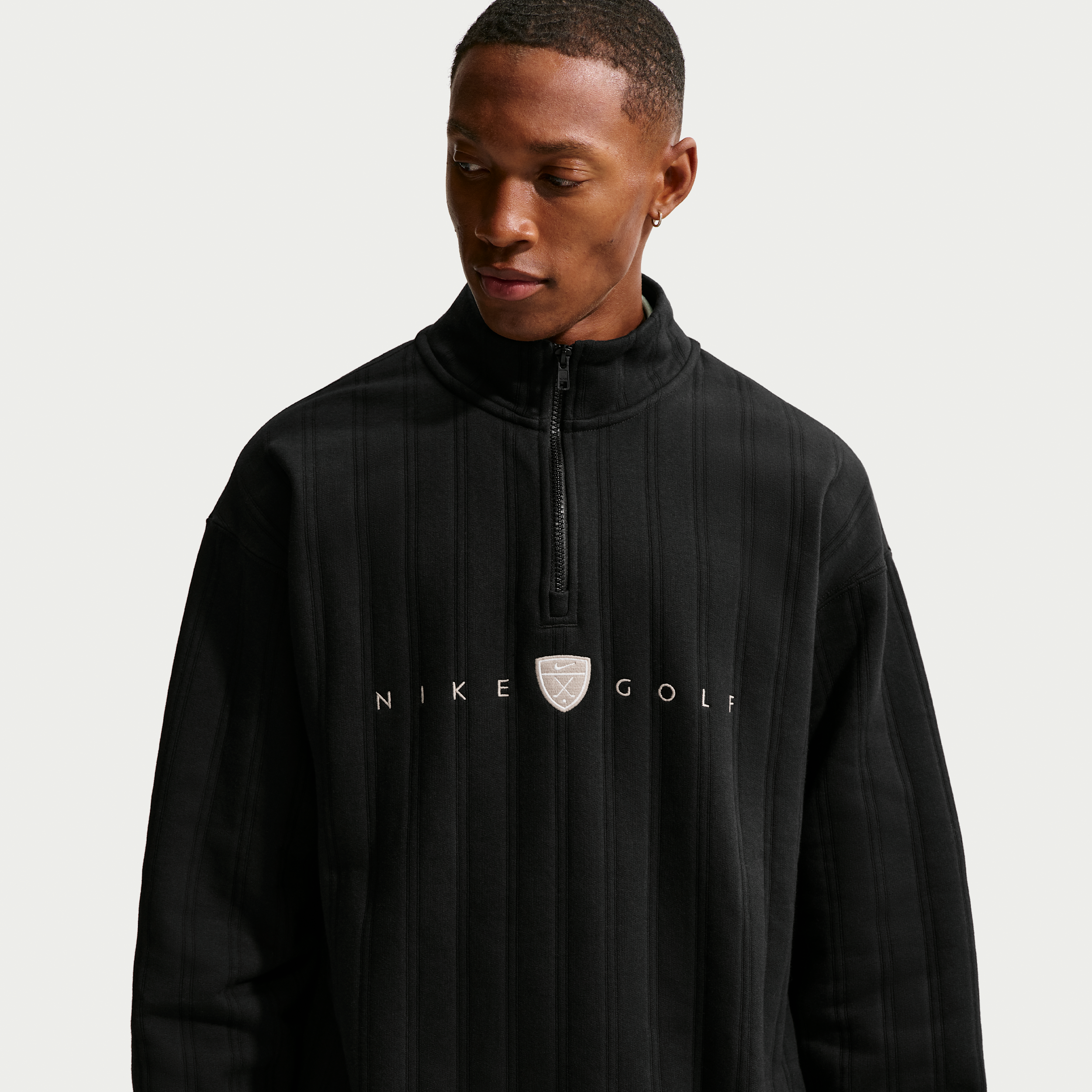 Nike Men's Fairway Fresh Therma-FIT Oversized 1/2-Zip Golf Top in Black | II0770-010