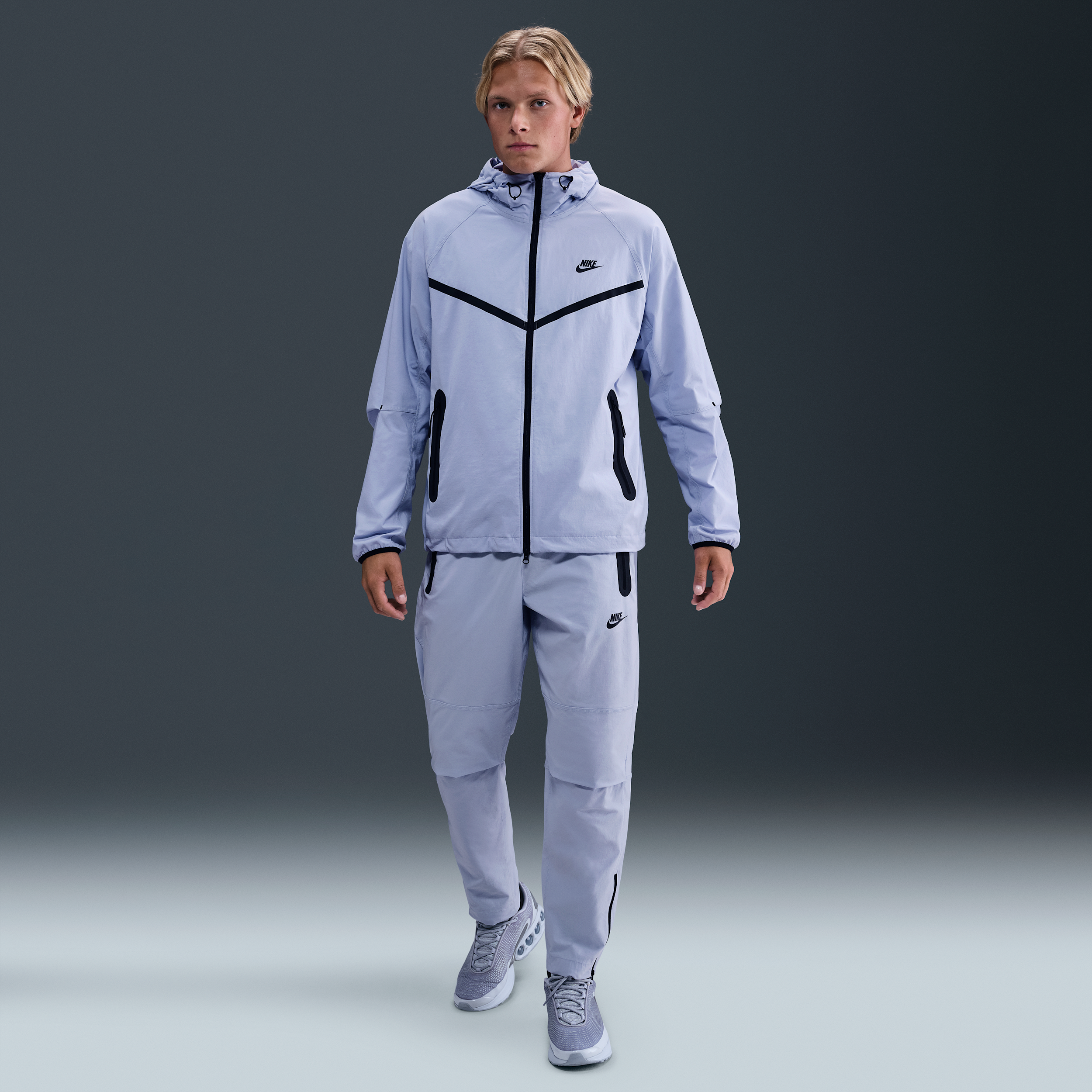 Nike Men's Tech Woven Pants In Blue