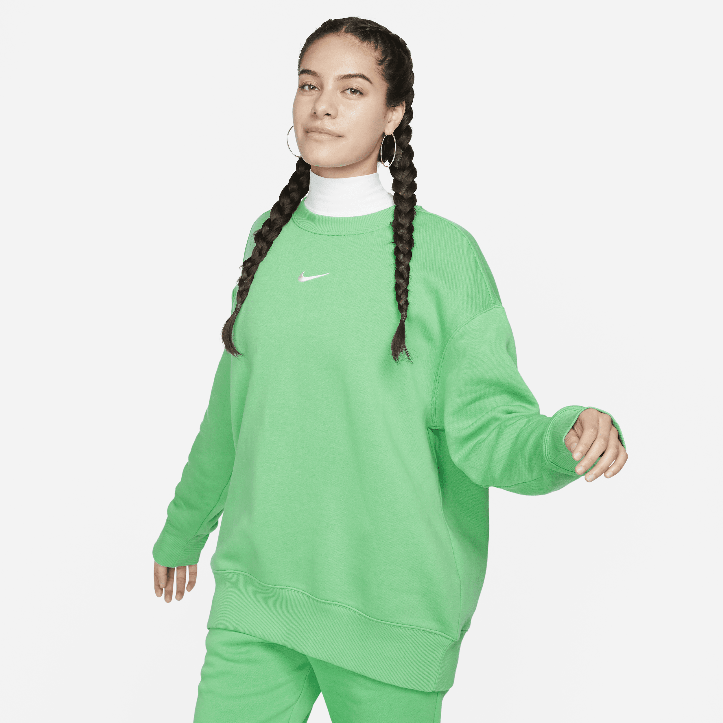Nike Women's  Sportswear Phoenix Fleece Oversized Crew-neck Sweatshirt In Green