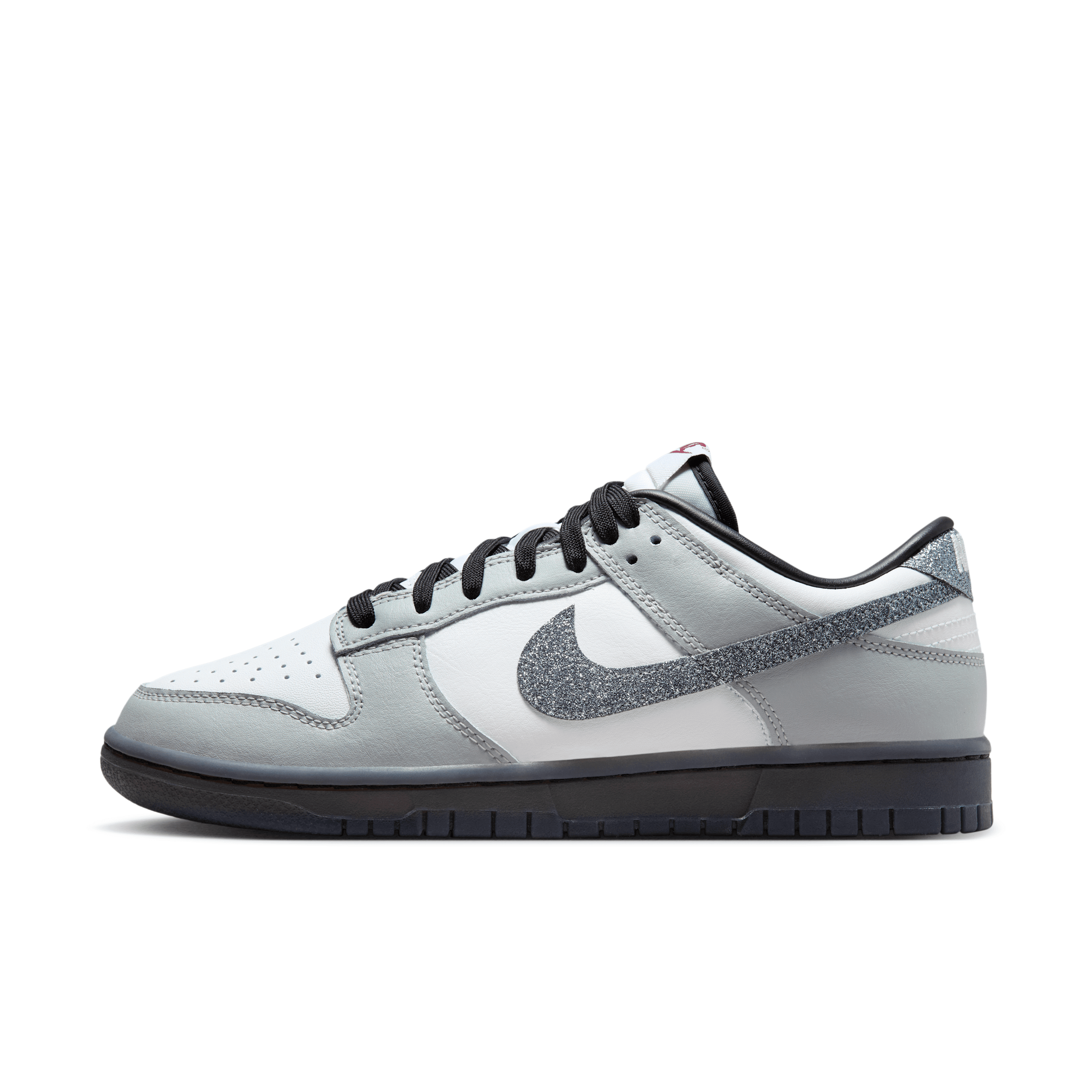 Nike Dunk Low Lx Sneakers In White