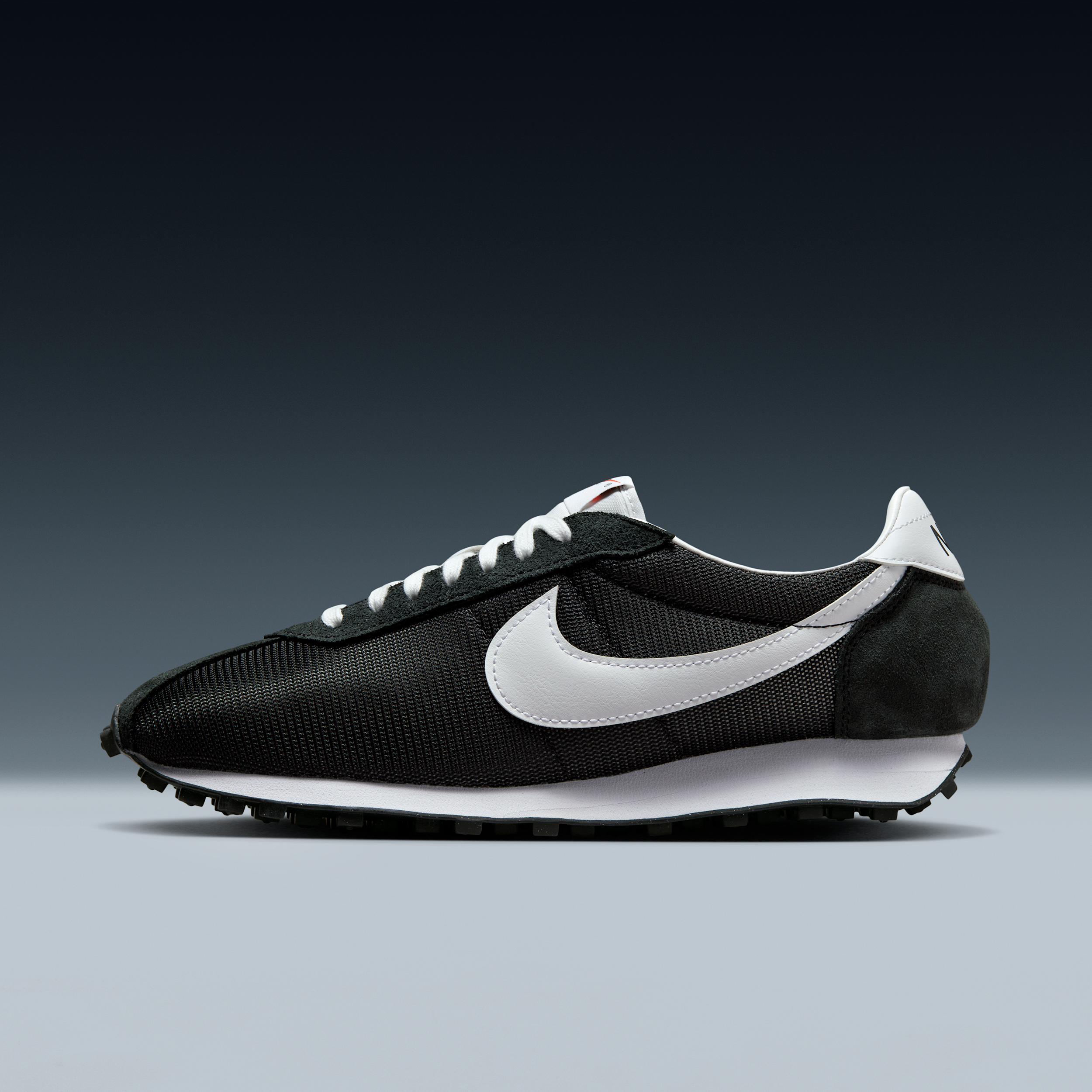 Nike Ld 1000 Trainers Black In Black