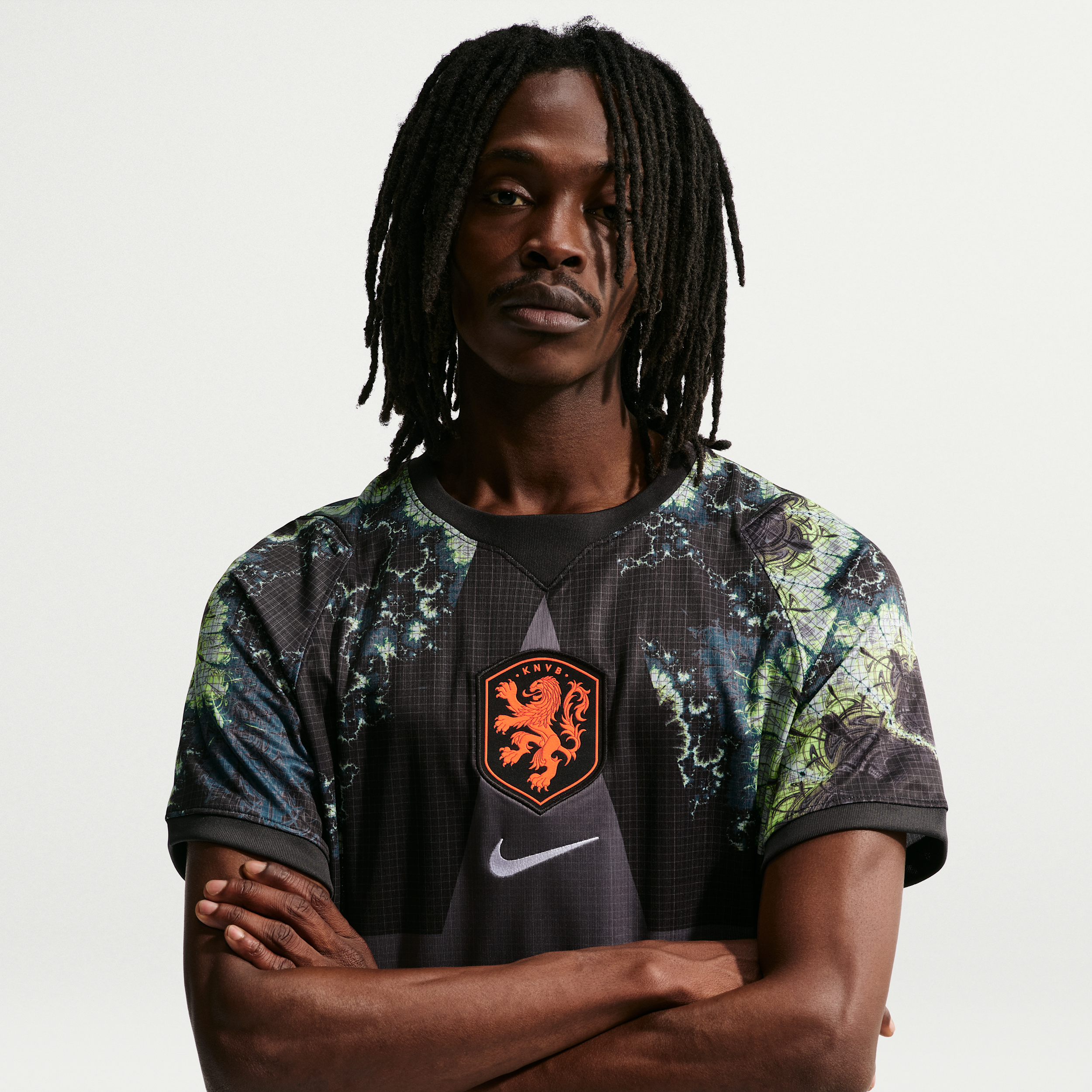 Netherlands 2026 Stadium Goalkeeper Nike Men's Dri-FIT Soccer Replica Short-Sleeve Jersey in Black | IB5911-010