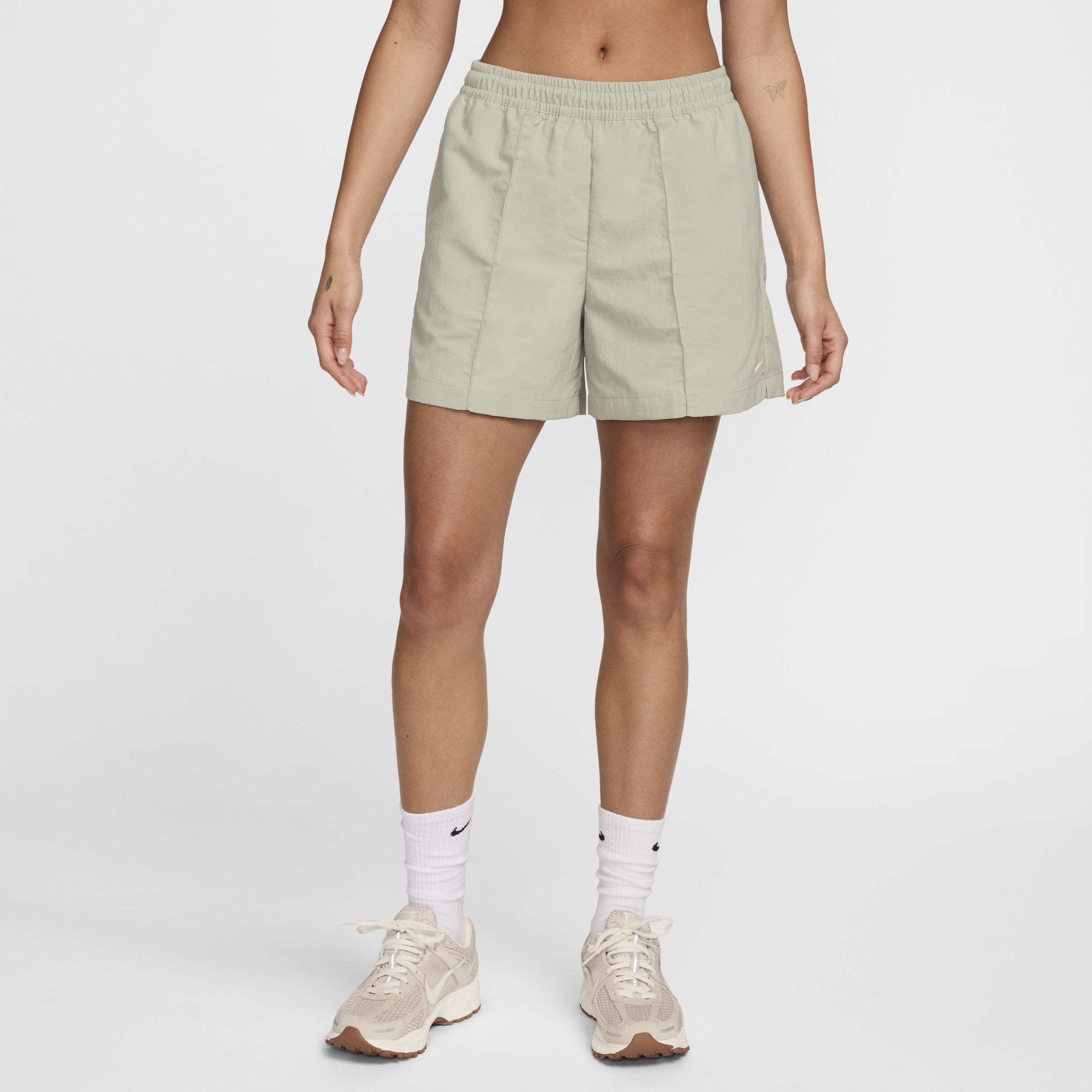 Nike Women's Sportswear Everything Wovens Mid-rise 5" Shorts In Green