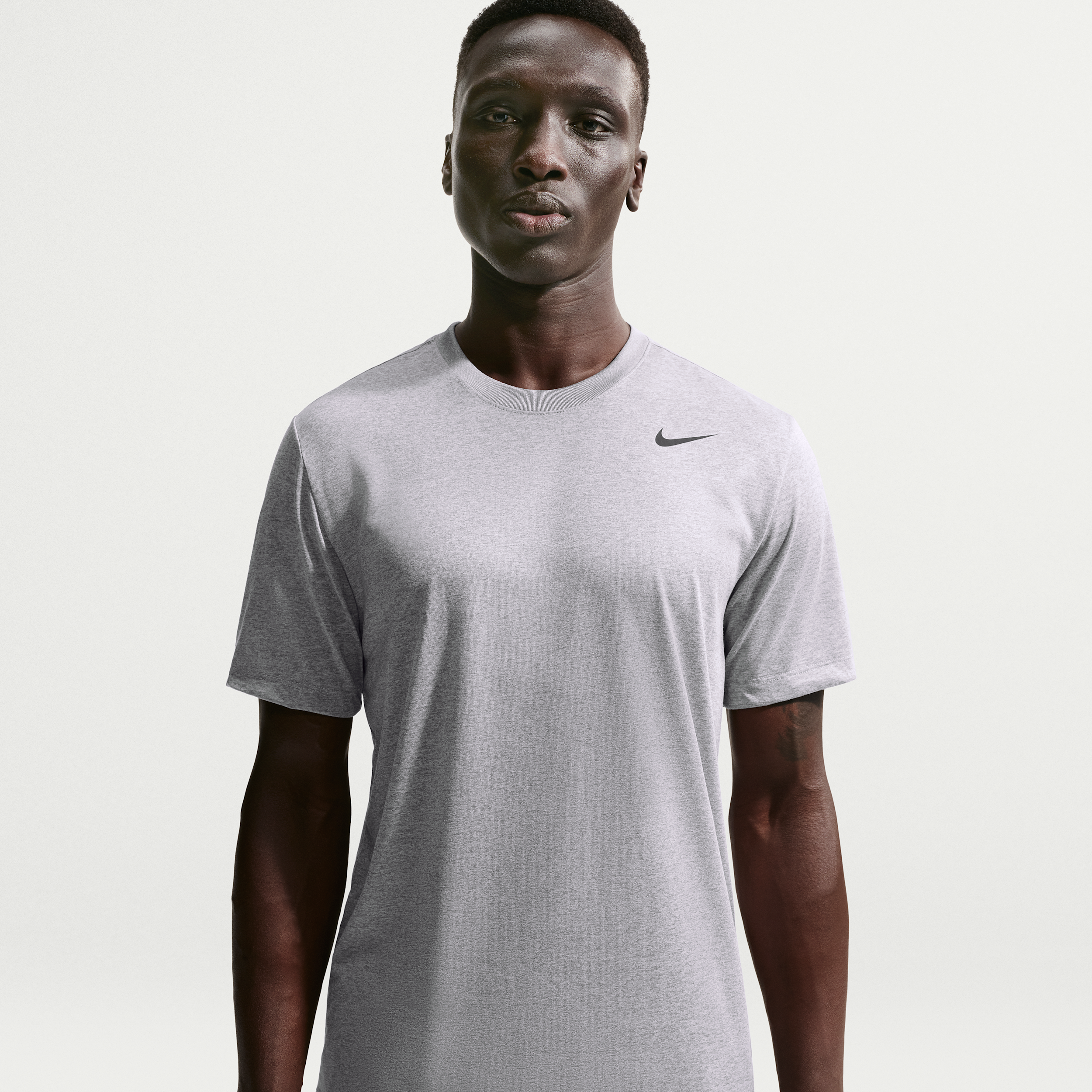 Nike Men's Dri-FIT Legend Fitness T-Shirt, Medium, Tumbled Grey