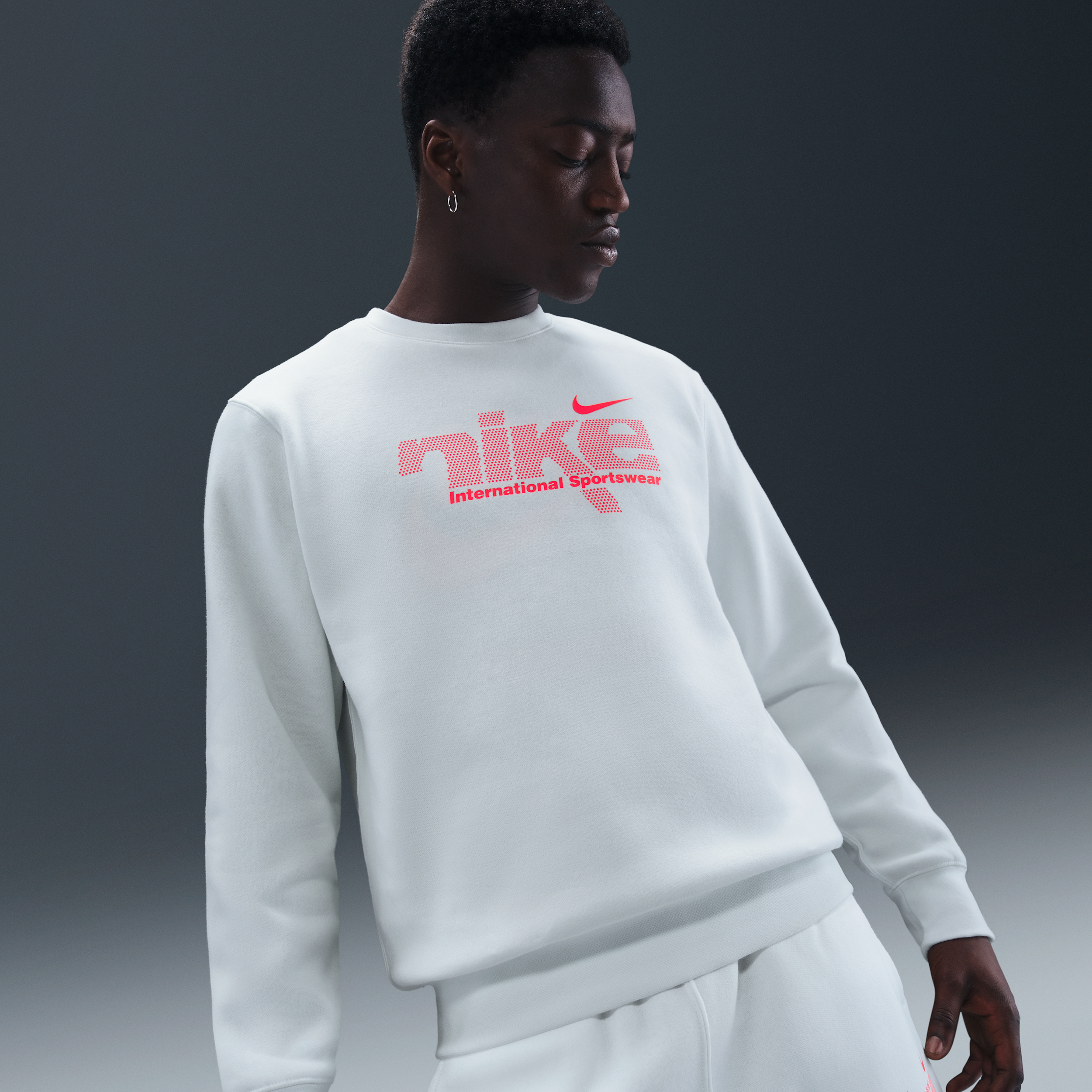 Men's Nike Sportswear Club Fleece Crew in White | IH4246-121