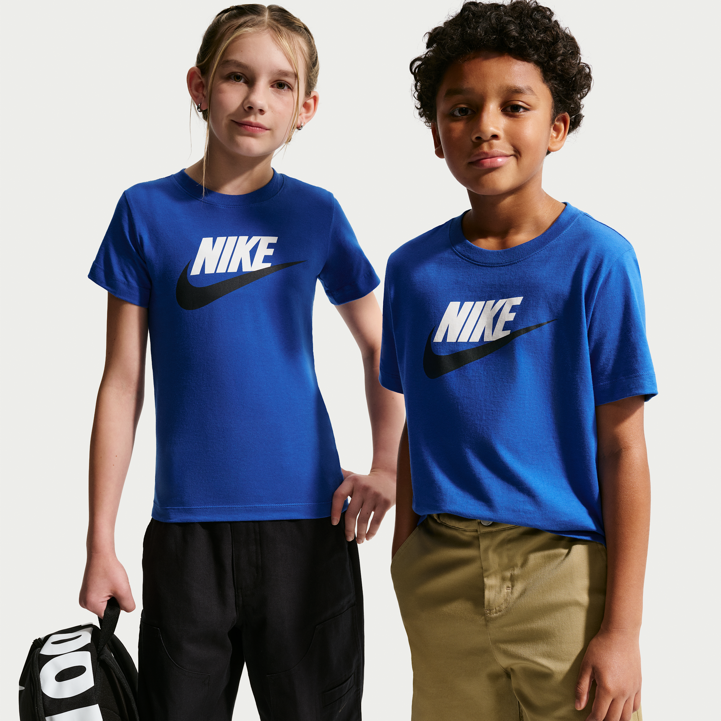 Nike Futura Big Kid Unisex Crew Neck Short Sleeve Regular Fit Graphic T-Shirt, Small, Blue
