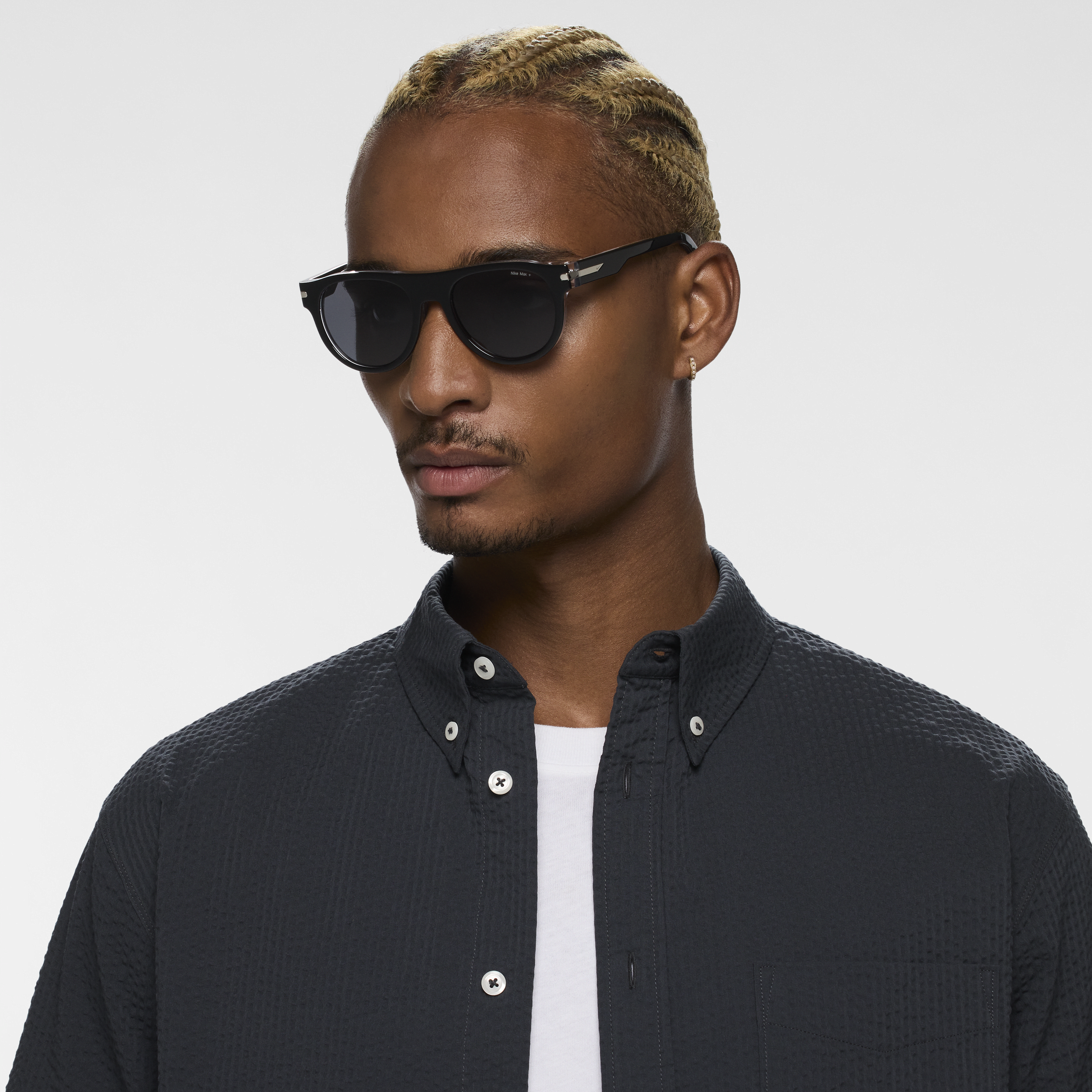 Shop Nike Unisex Crescent Iii Sunglasses In Black