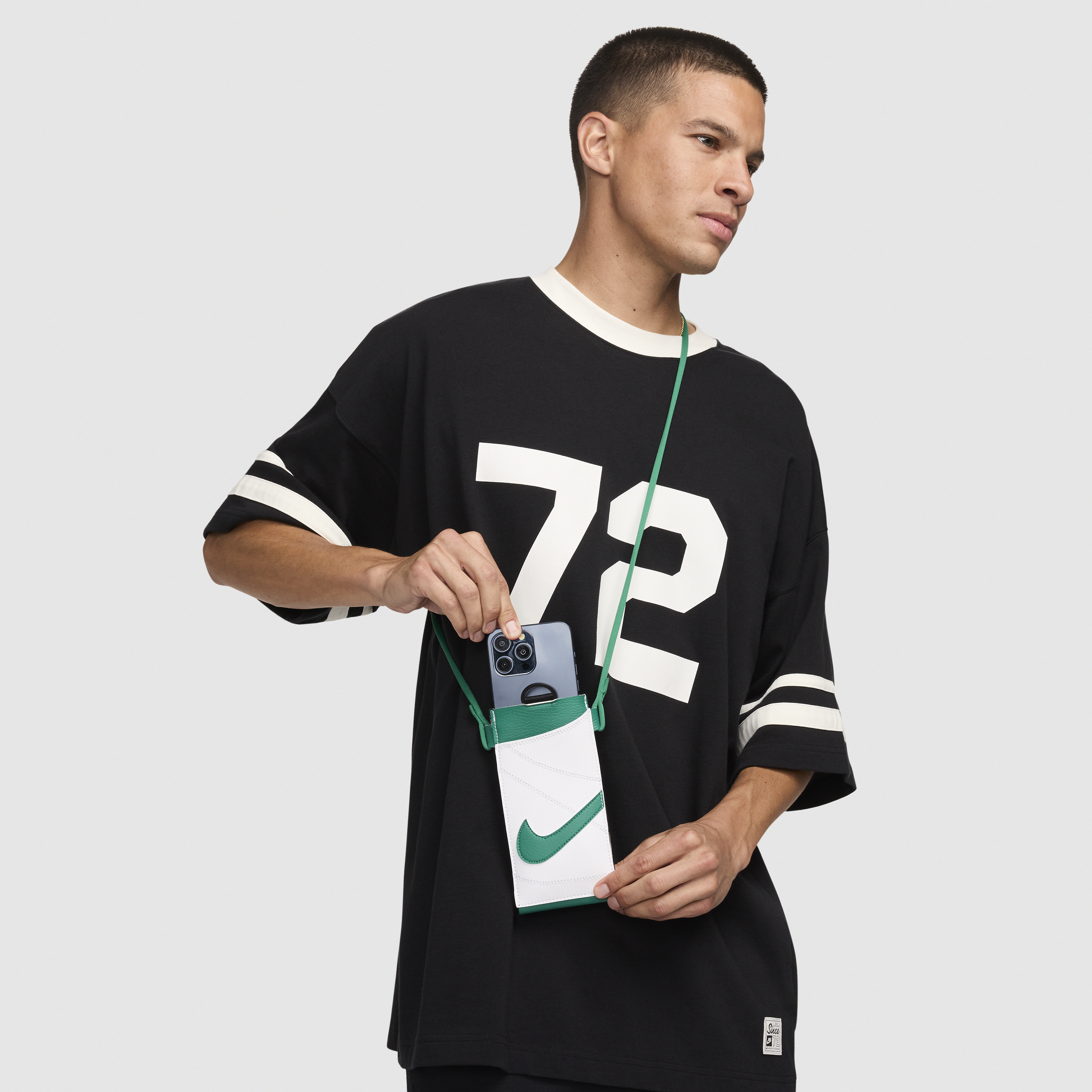 Shop Nike Unisex Premium Phone Crossbody Bag In Green
