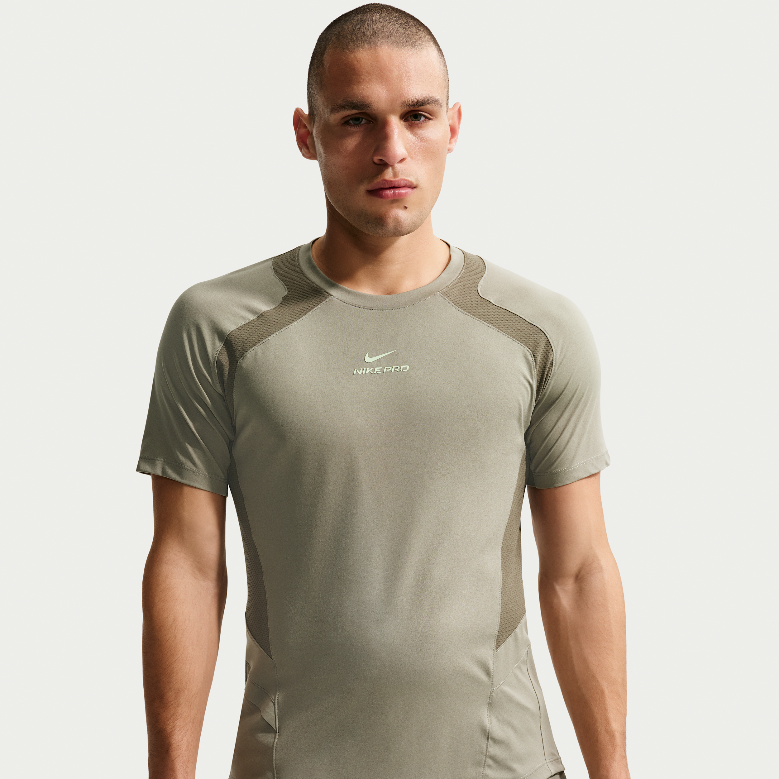 Men's Nike Pro Training Dri-FIT ADV Short-Sleeve Top in Green | IF2214-320
