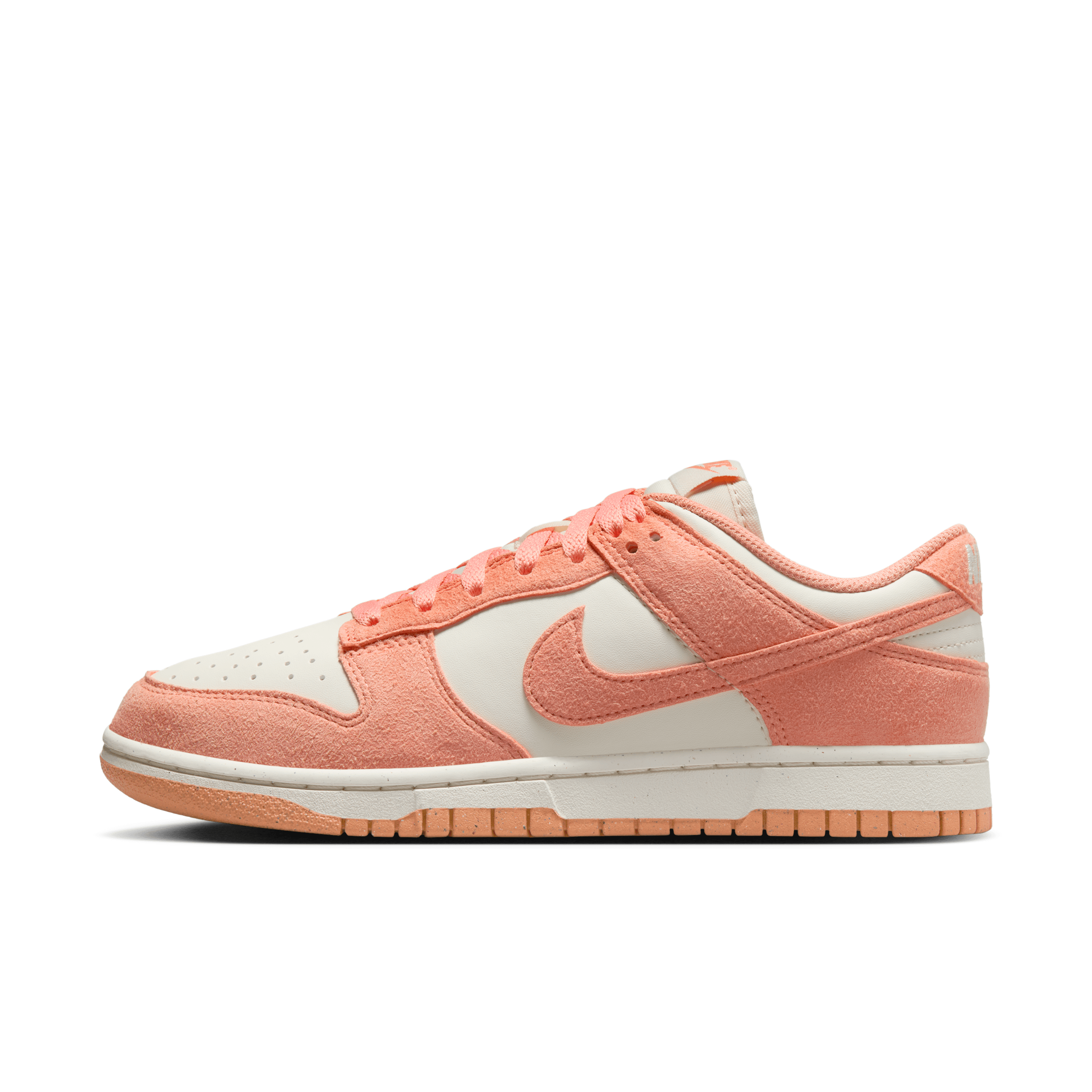 Nike Dunk Low Sneakers In Brown