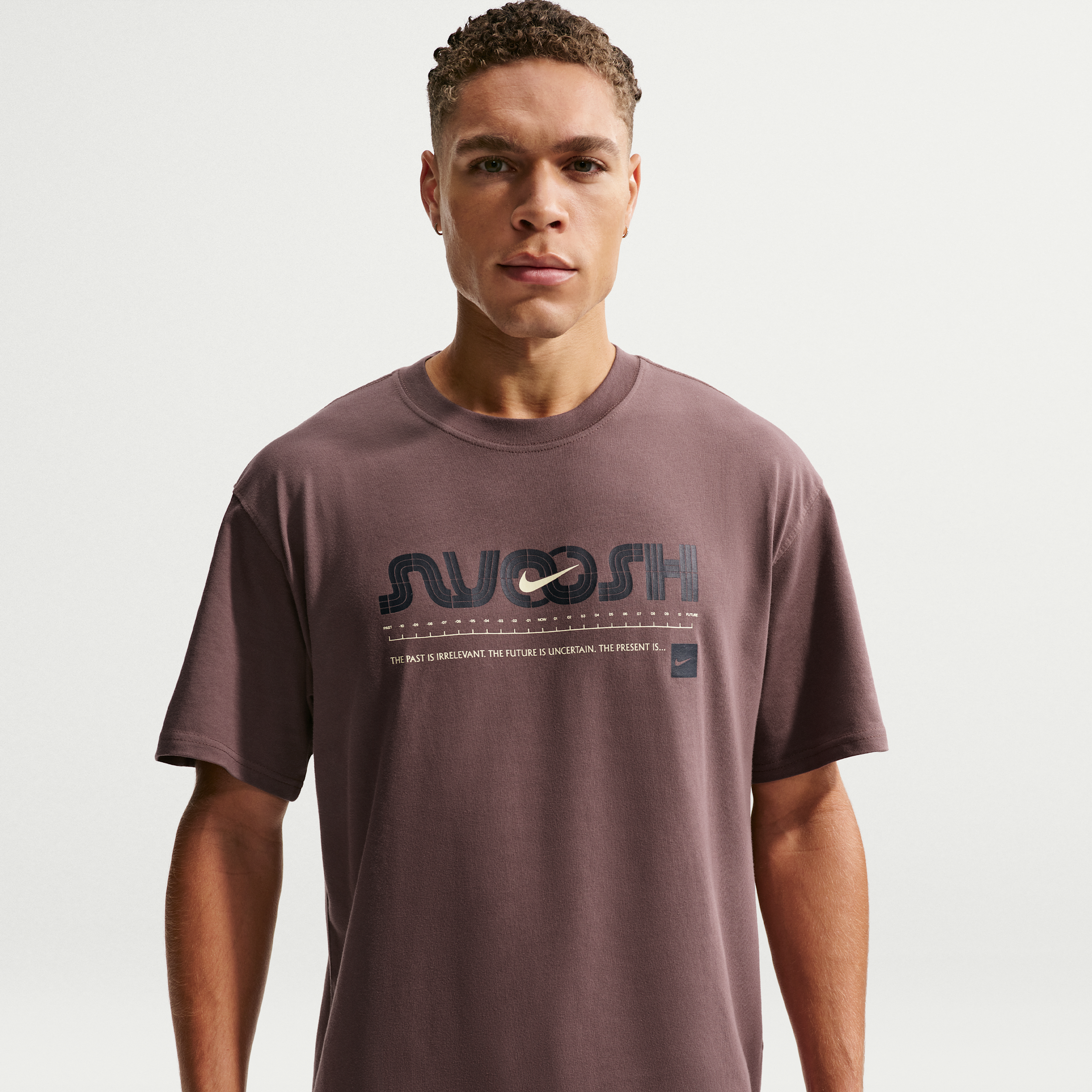 Nike Men's Training T-Shirt in Purple | IH1963-502