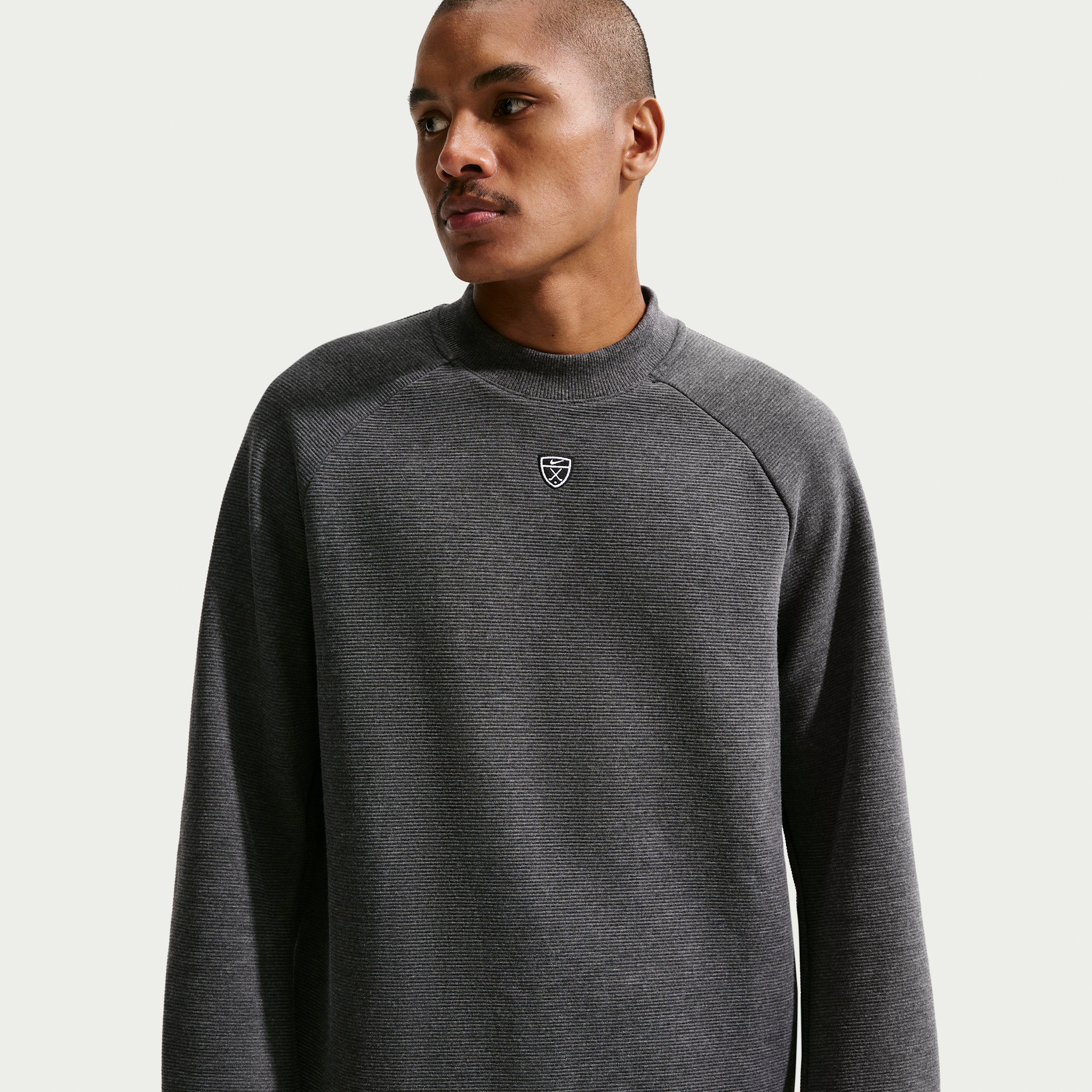 Nike Men's Par Therma-FIT Golf Crew-Neck Top in Black | IQ4040-010