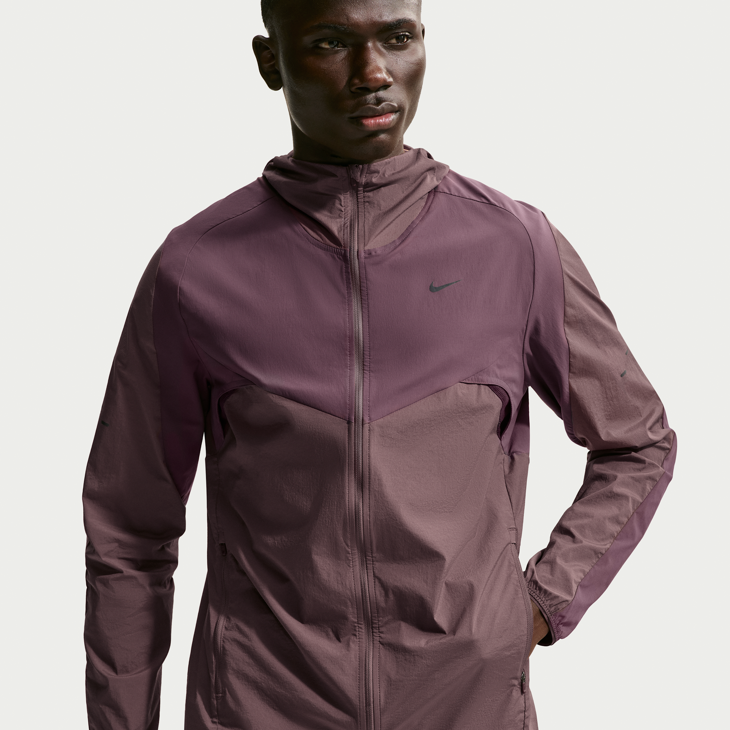 Nike Men's Stride Plus Repel Running Jacket in Red | IF2367-674
