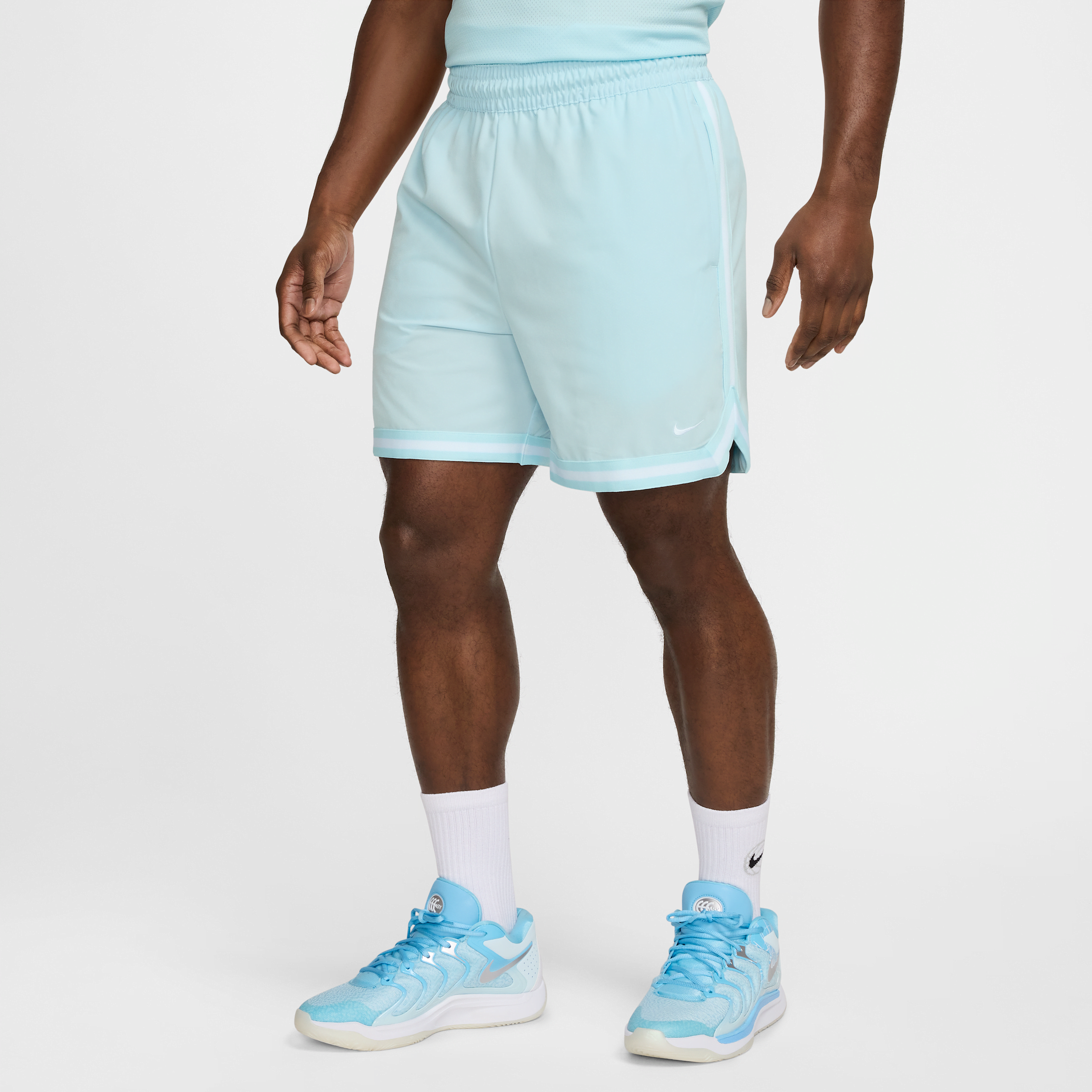 NIKE MEN'S DNA DRI-FIT 6" UV WOVEN BASKETBALL SHORTS 1015653275