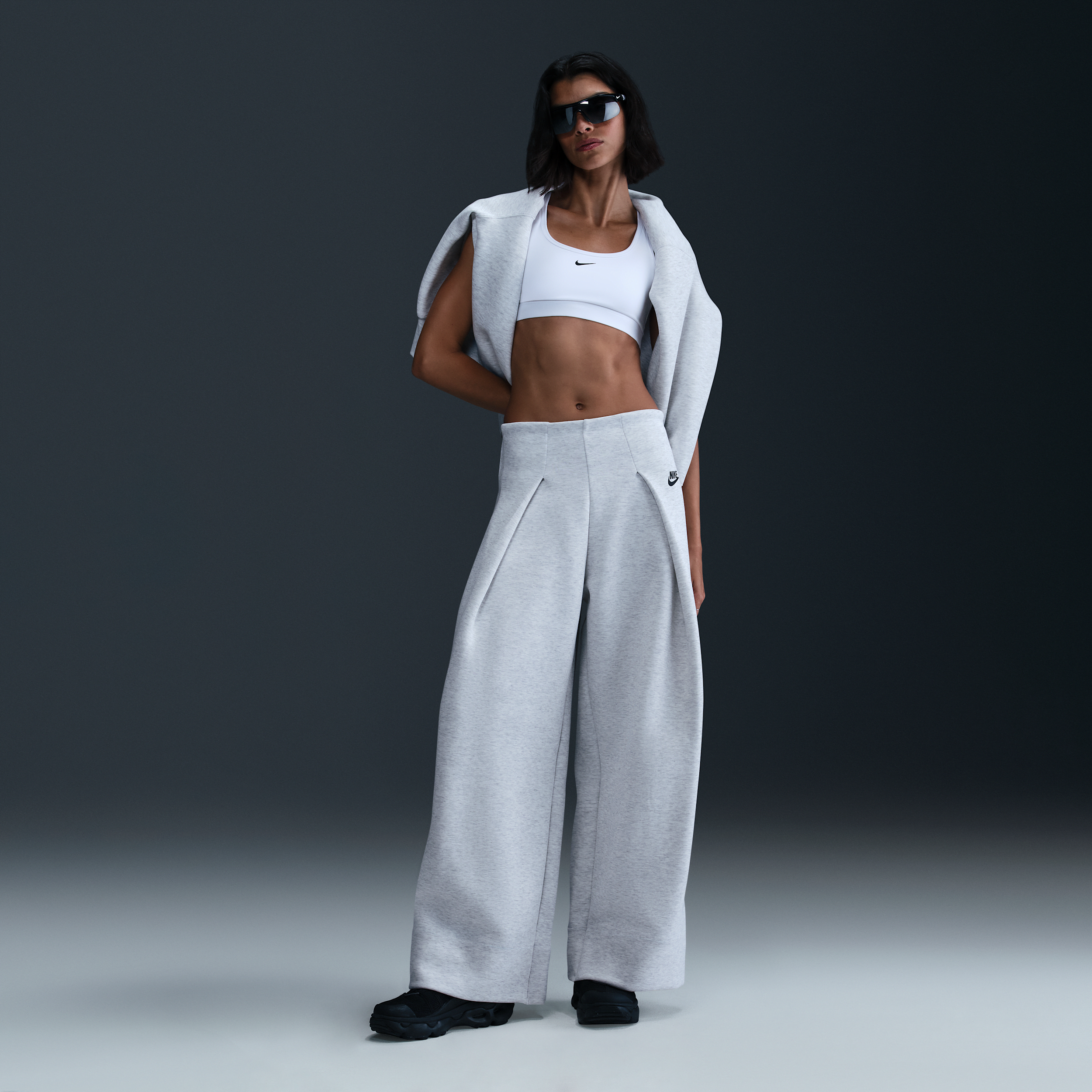 Women's Nike Sportswear Tech Fleece High-Waisted Pleated Pants in Grey | FV8052-013