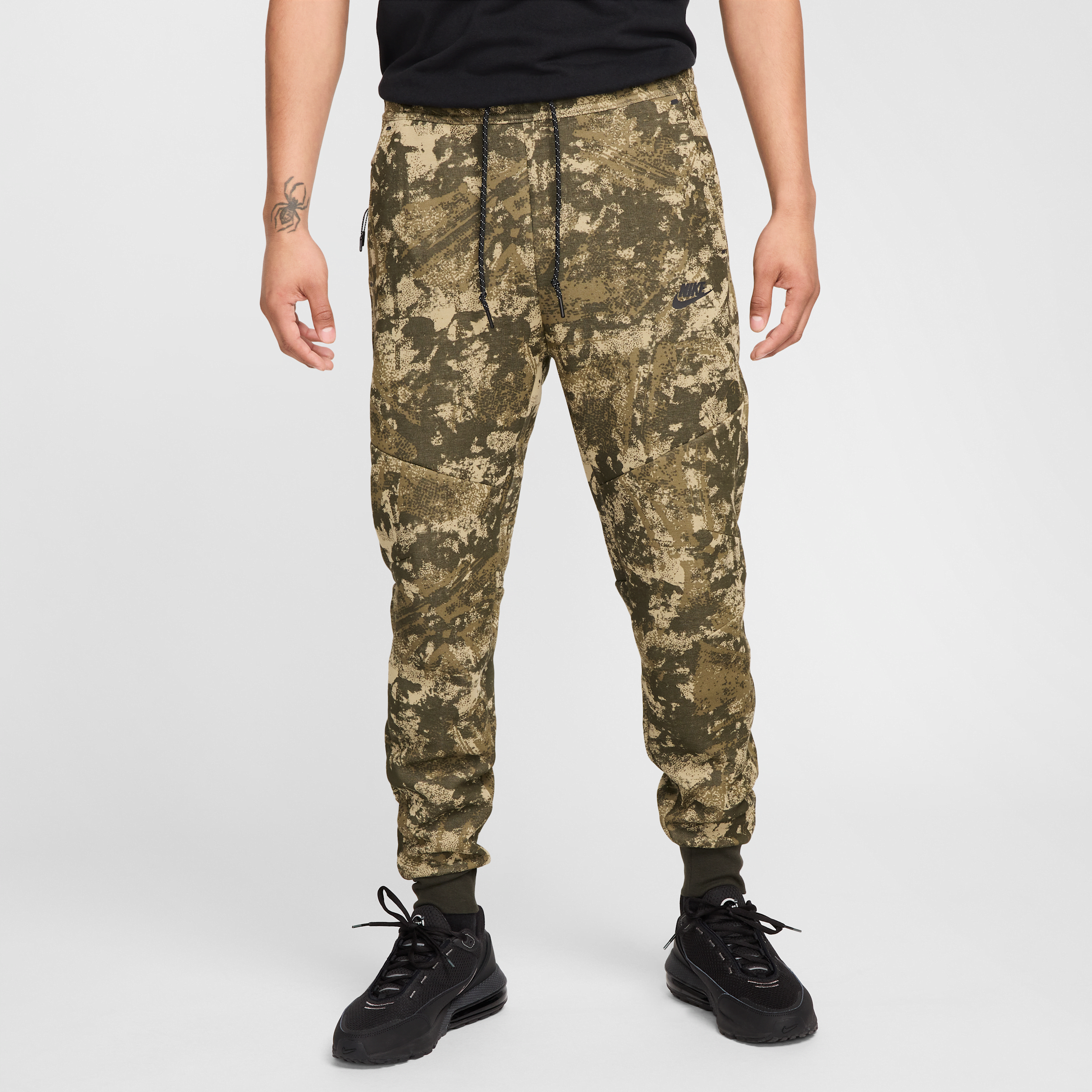 Nike Men's Tech Fleece Jogger Pants In Neutral Olive/medium Olive