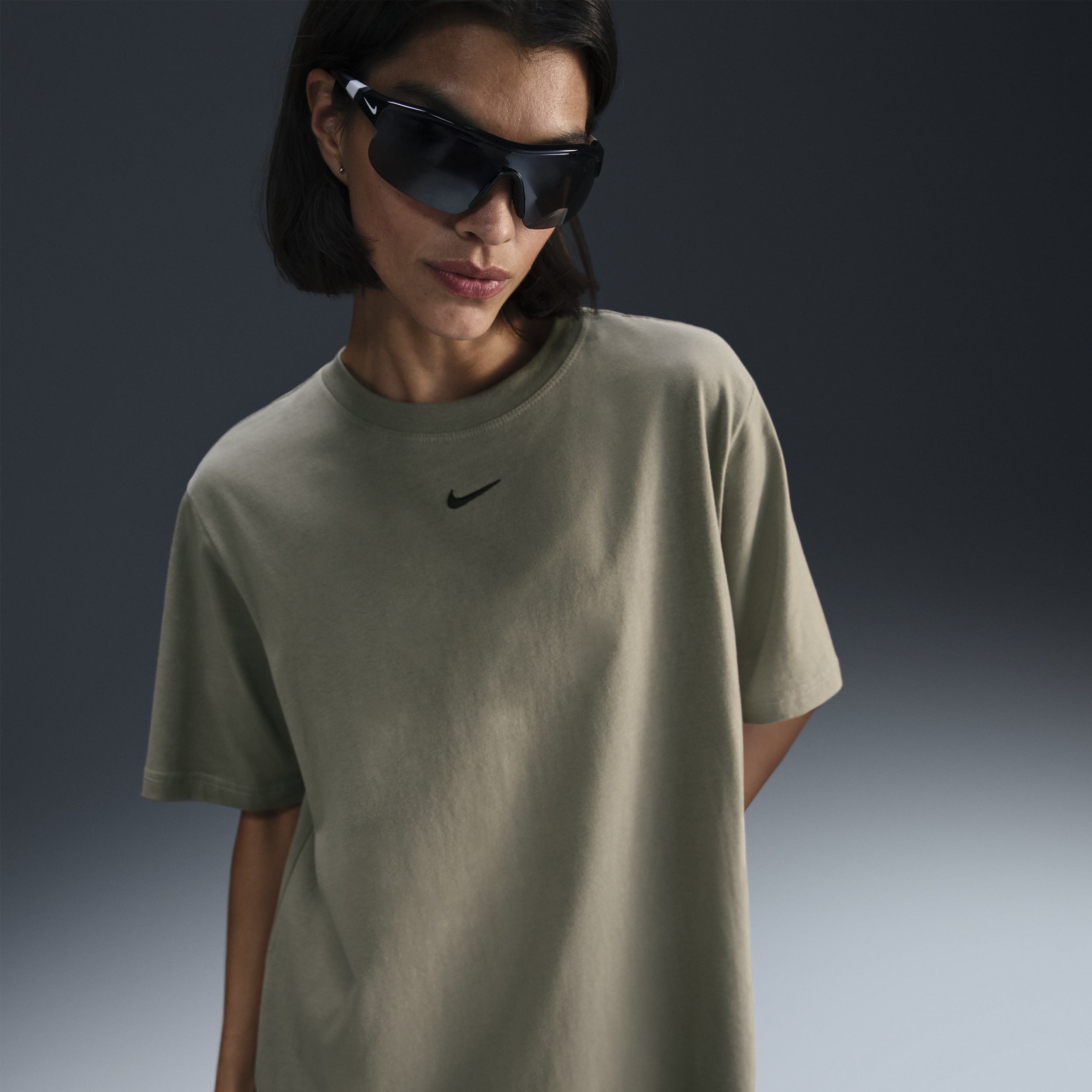 Nike Women's Sportswear Essential T-shirt In Green