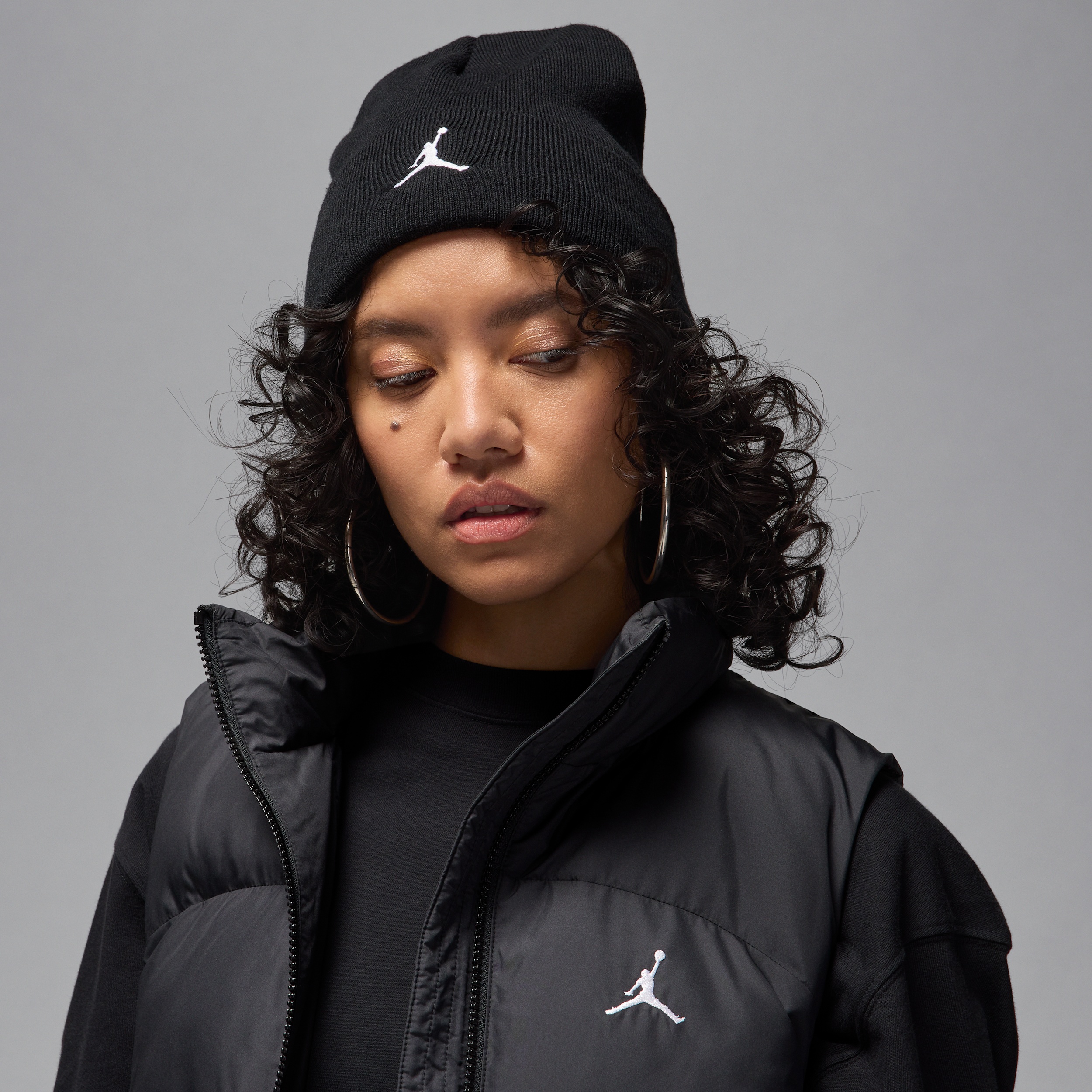 Jordan Peak Satin-lined Beanie In Black