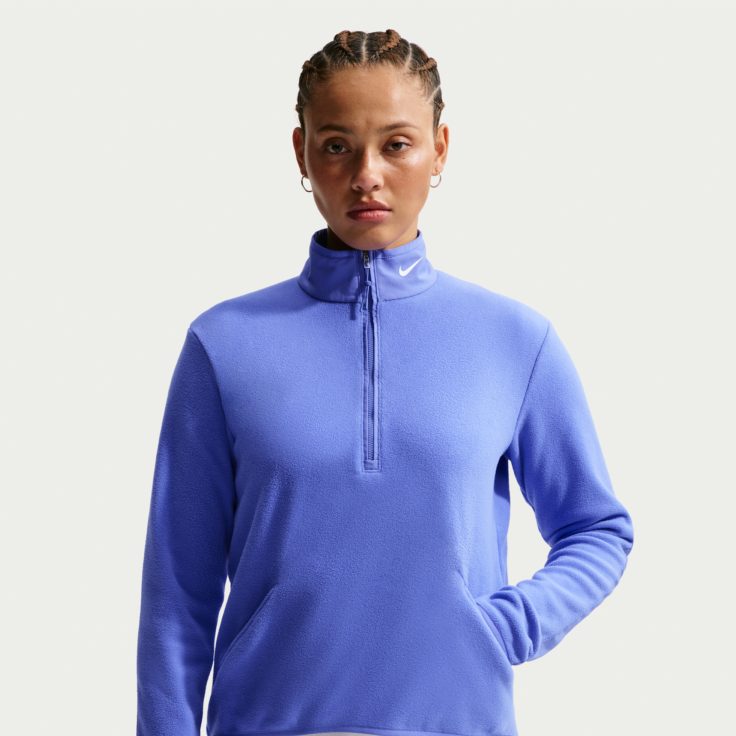 Nike Women's Therma-FIT Victory Long-Sleeve 1/2-Zip Golf Top in Blue | DA3236-570