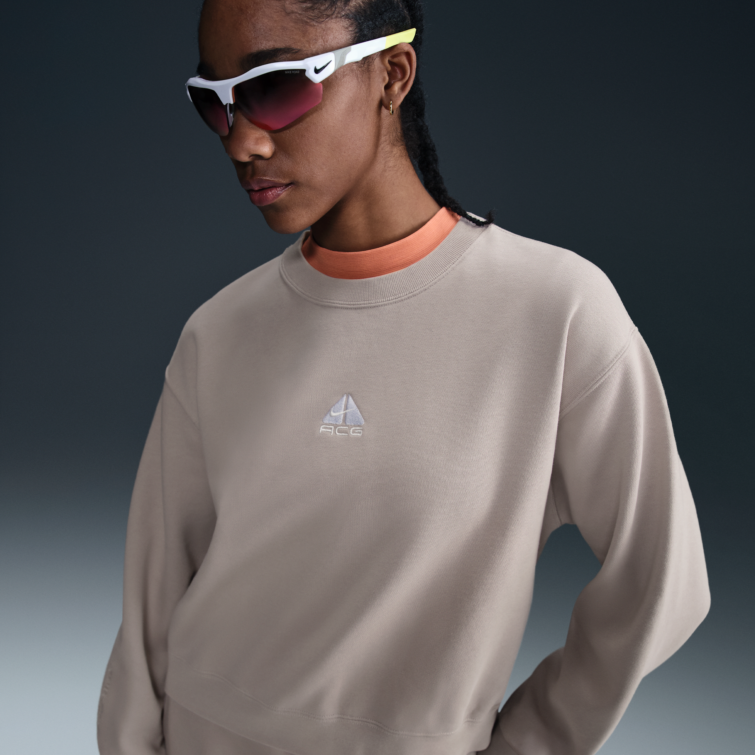 Nike Women's  Acg "tuff Fleece" Therma-fit Repel Crew-neck Sweatshirt In Grey