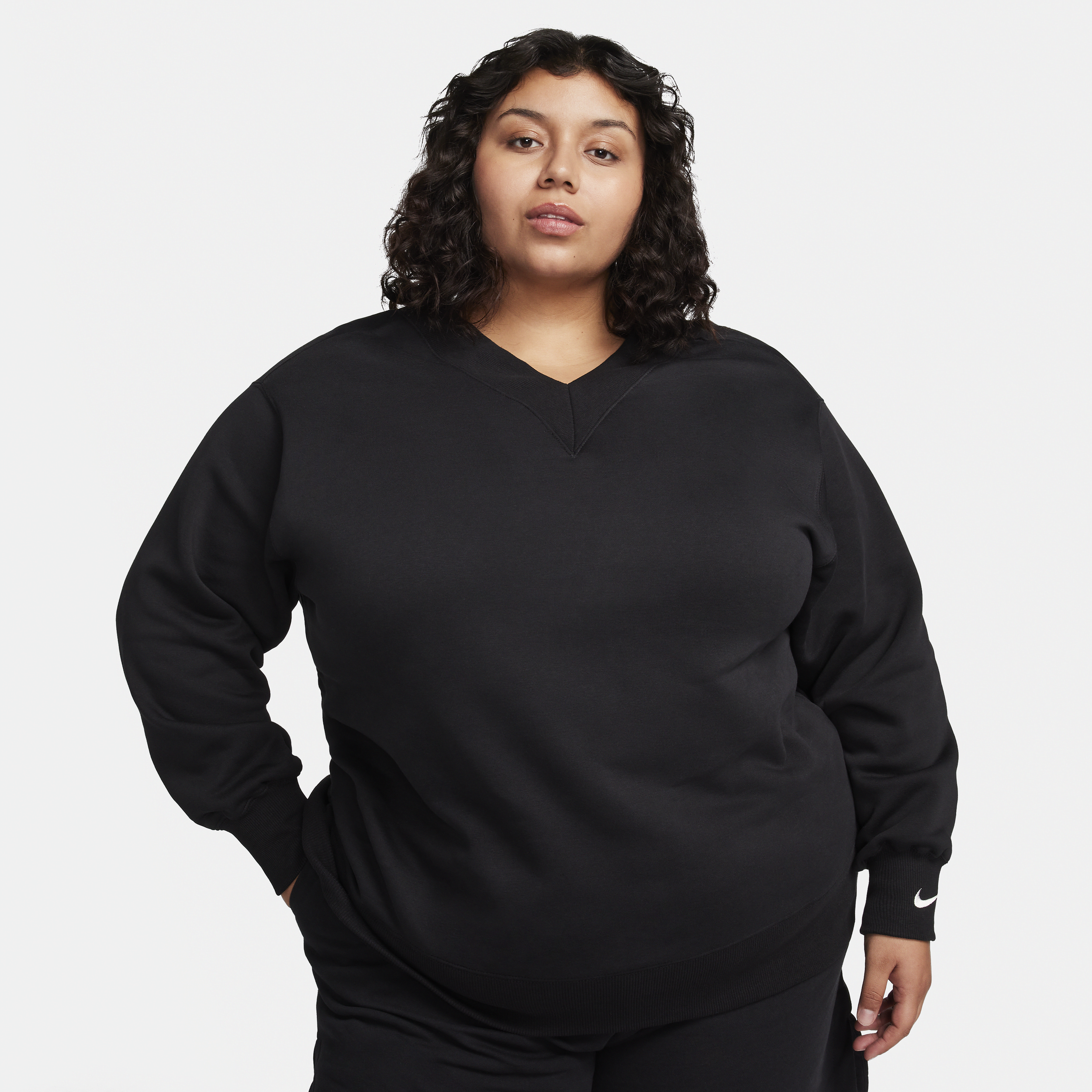 Nike Women's  Sportswear Phoenix Fleece Oversized V-neck Sweatshirt (plus Size) In Black