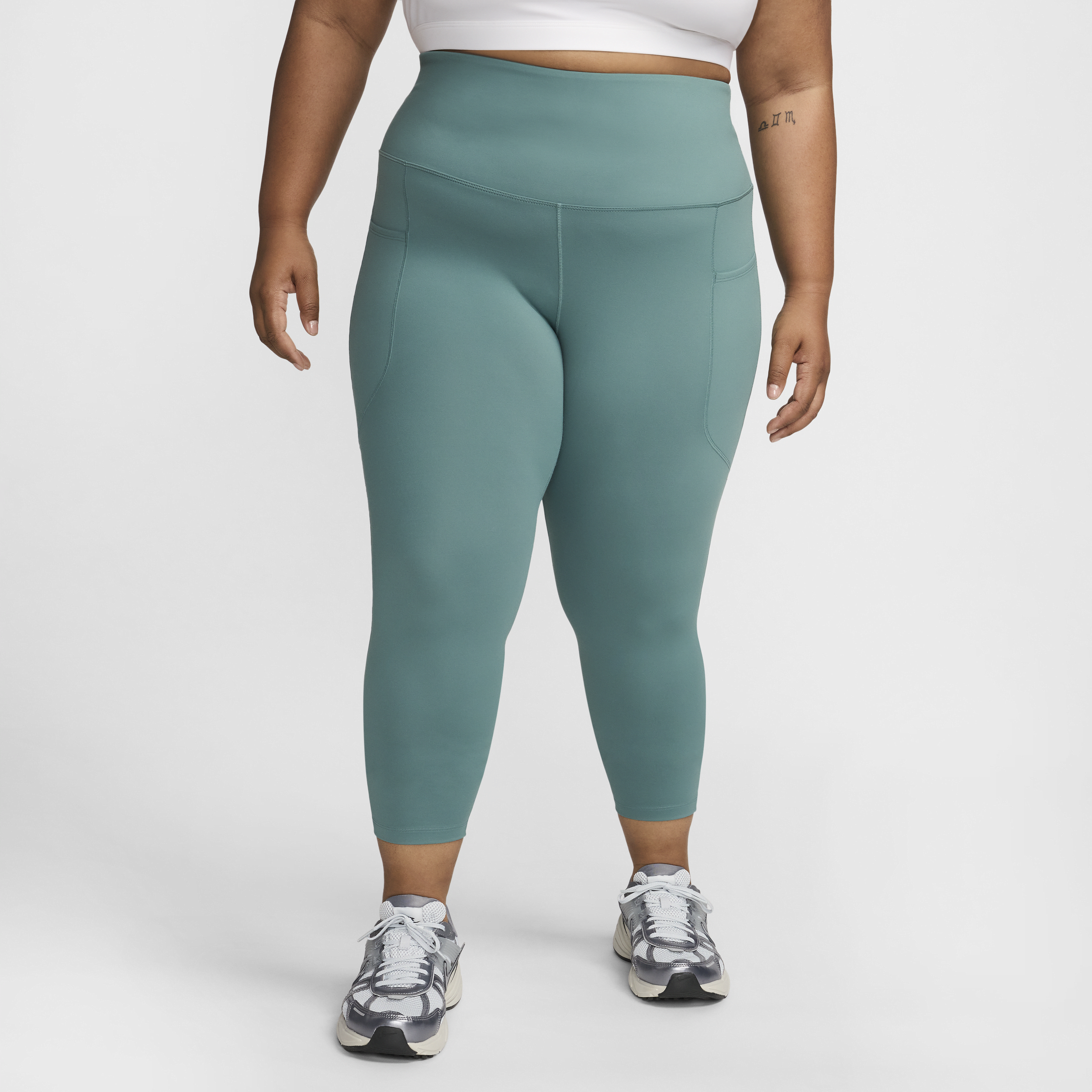 Nike Women's One High-waisted 7/8 Leggings With Pockets (plus Size) In Green
