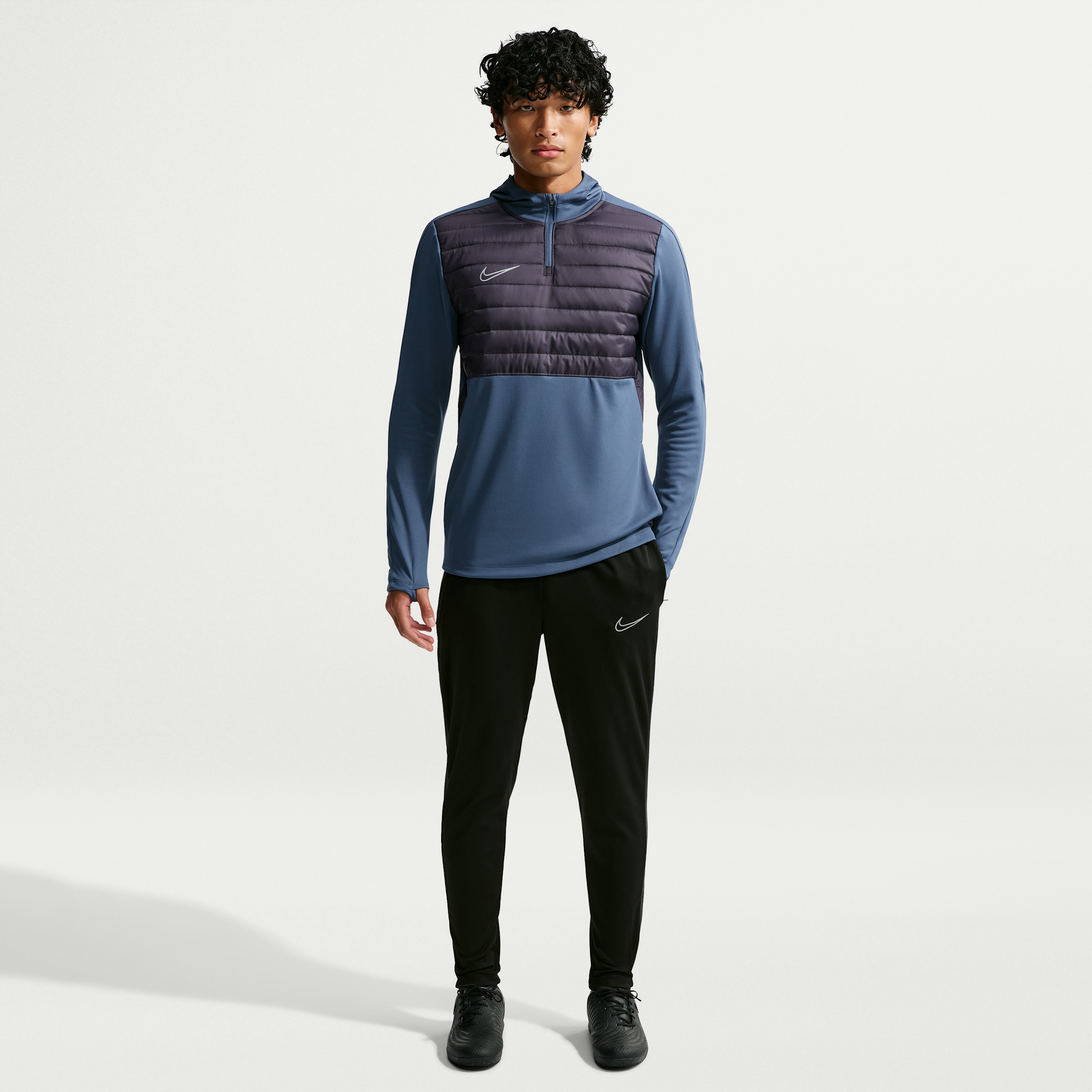 Nike Men's Academy Winter Warrior Therma-FIT Soccer Pants in Black | HV3326-010