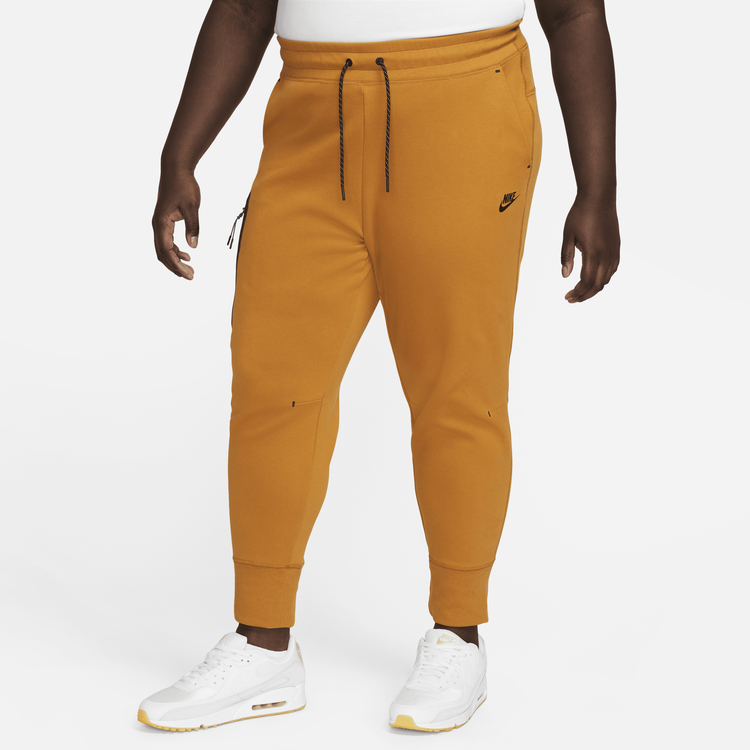 Nike Women's  Sportswear Tech Fleece Pants (plus Size) In Brown