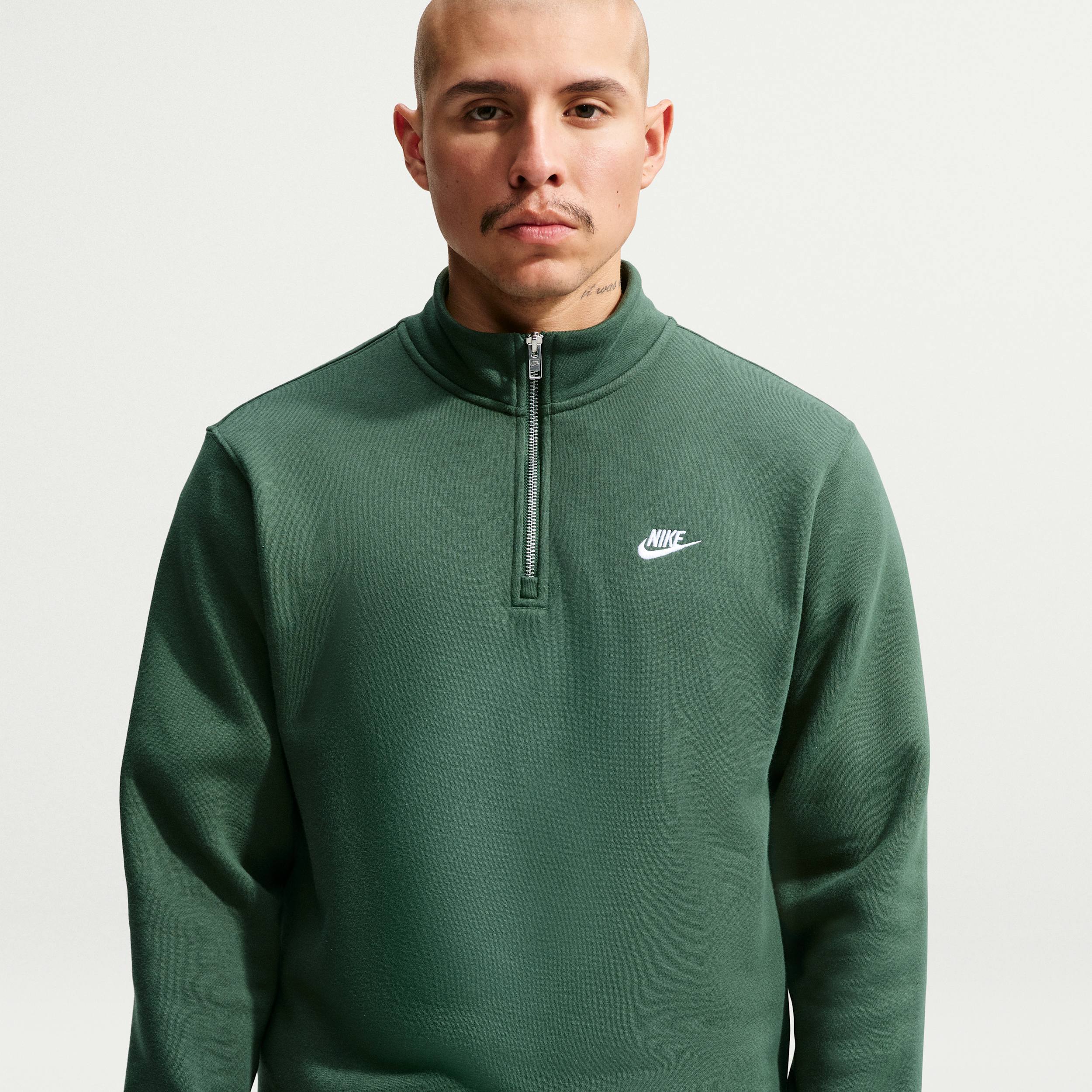 Men's Nike Sportswear Club 1/2-Zip Fleece Top in Green | FN3864-323
